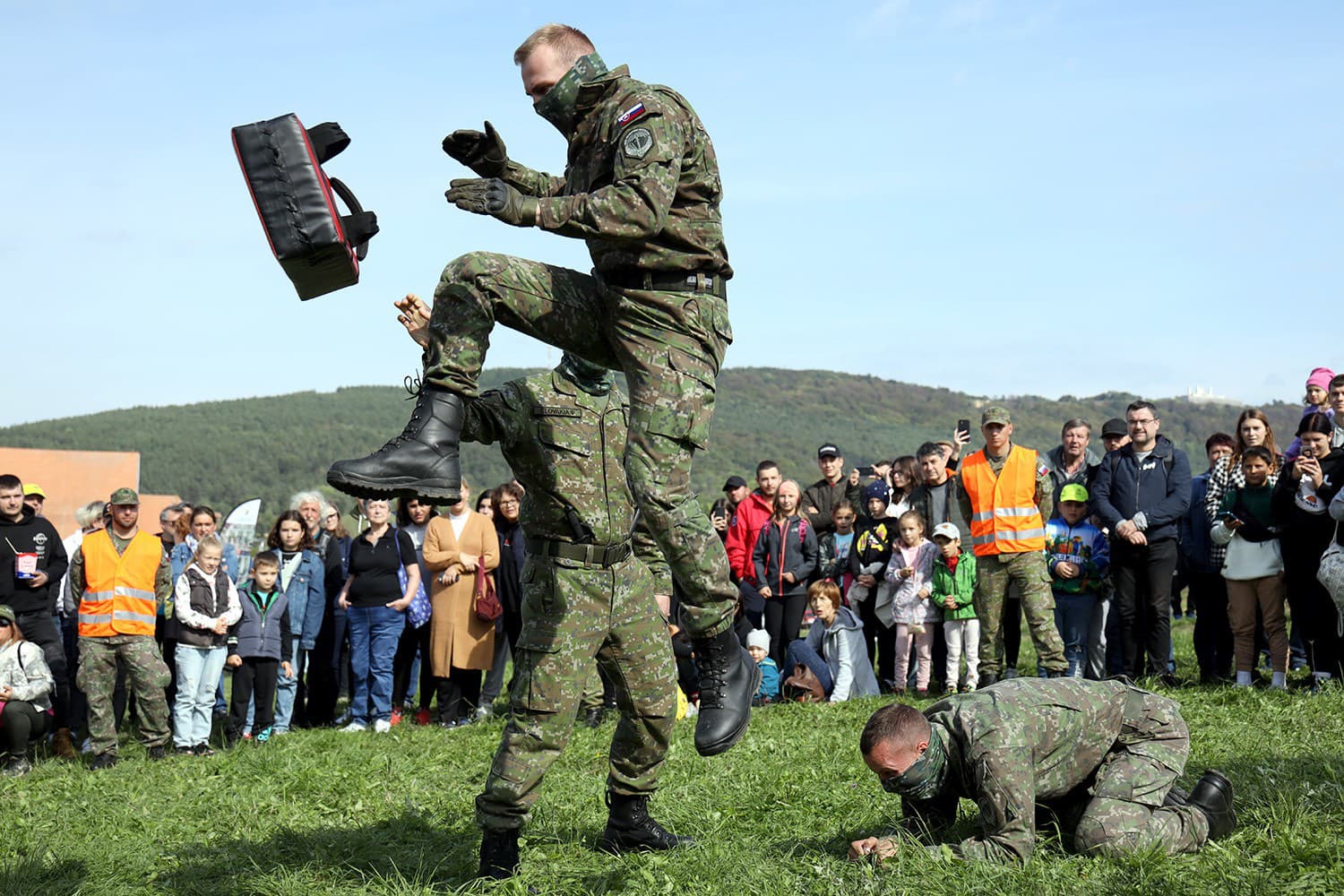 Najskôr do kostola, potom