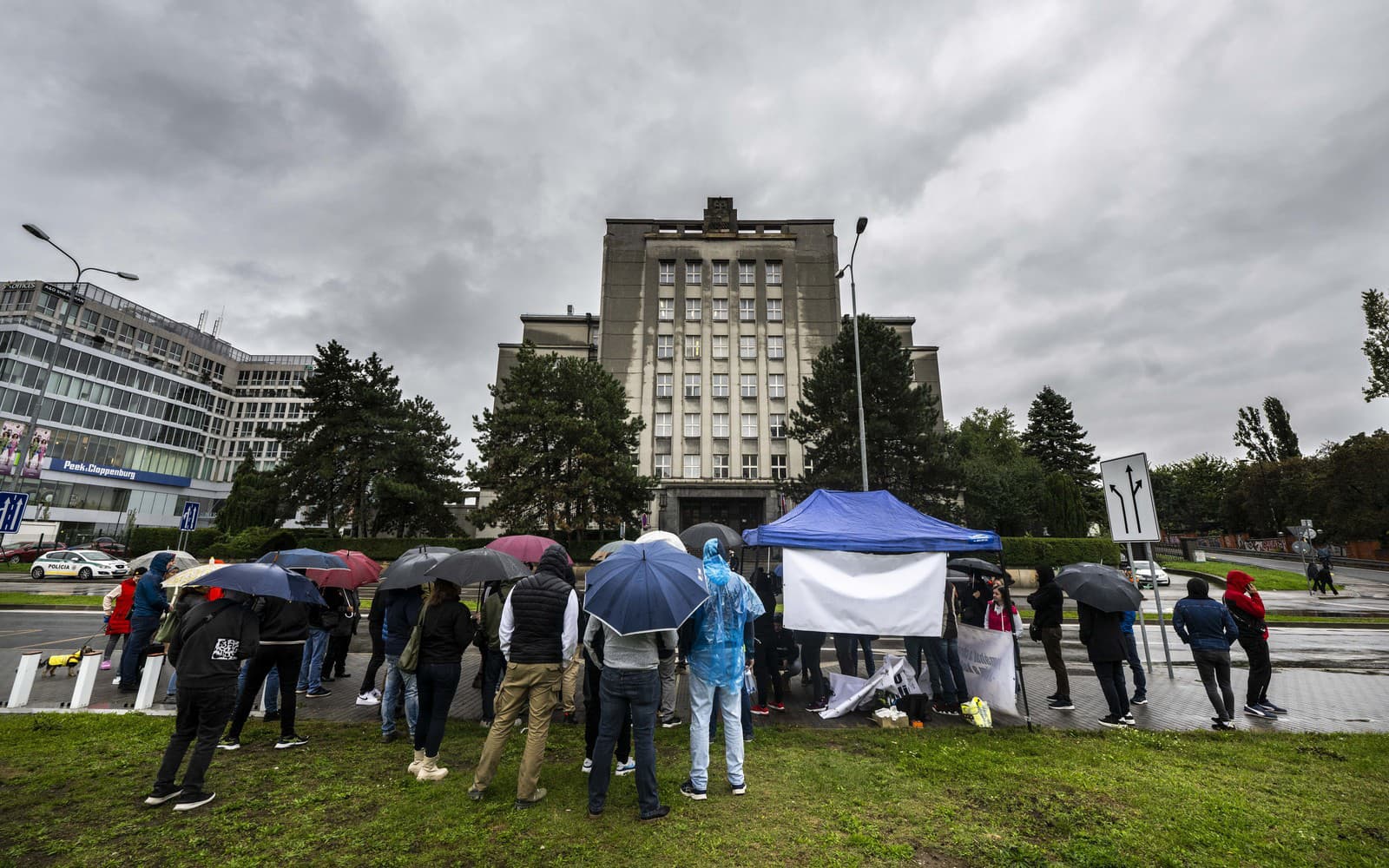 Nespokojní policajti opäť protestovali