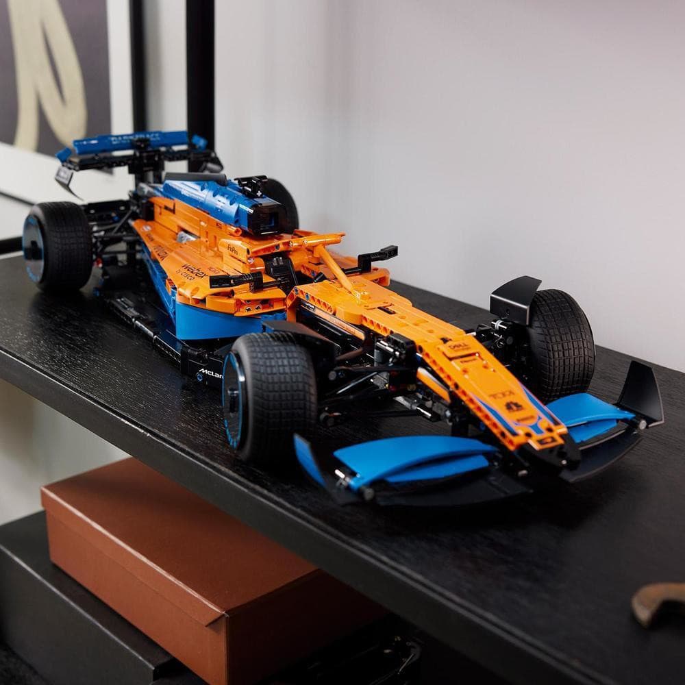 LEGO® Technic 42141 Závodné auto McLaren Formule 1 – pre milovníkov rýchlosti a špičkovej techniky.