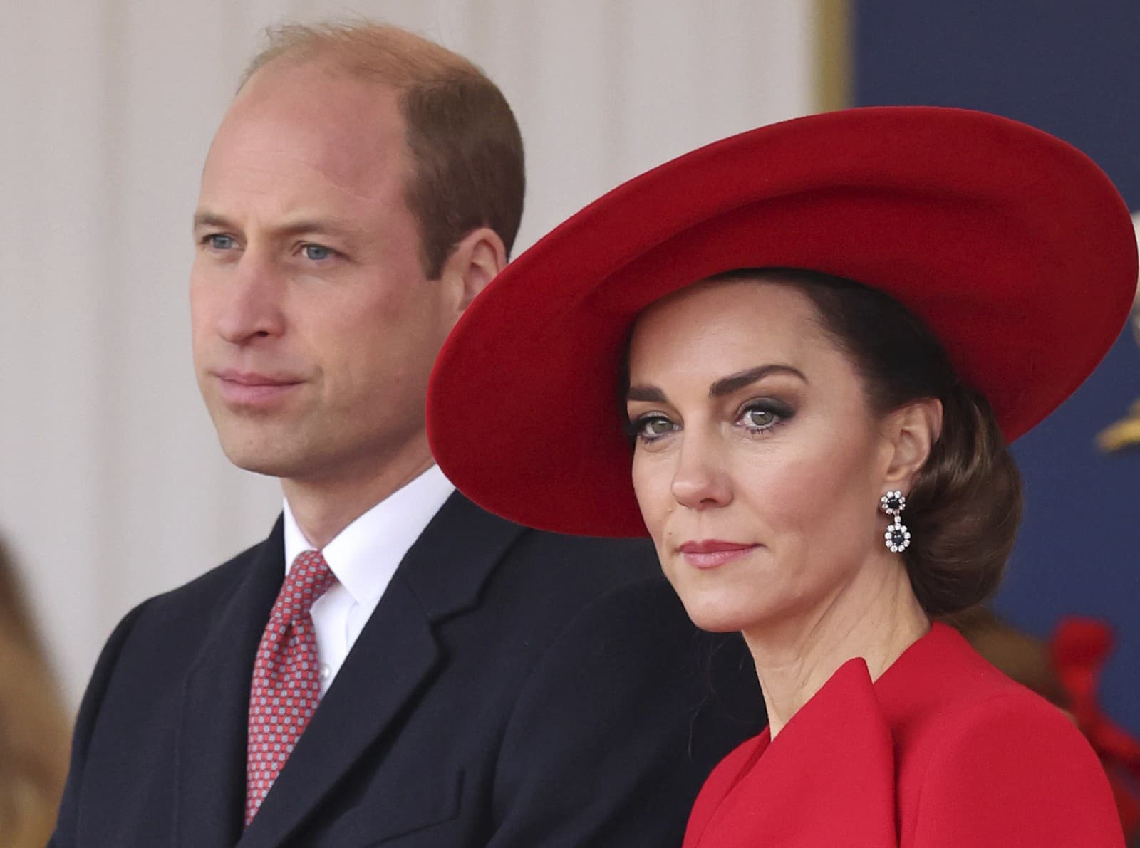 Princ William so svojou manželkou Kate. 