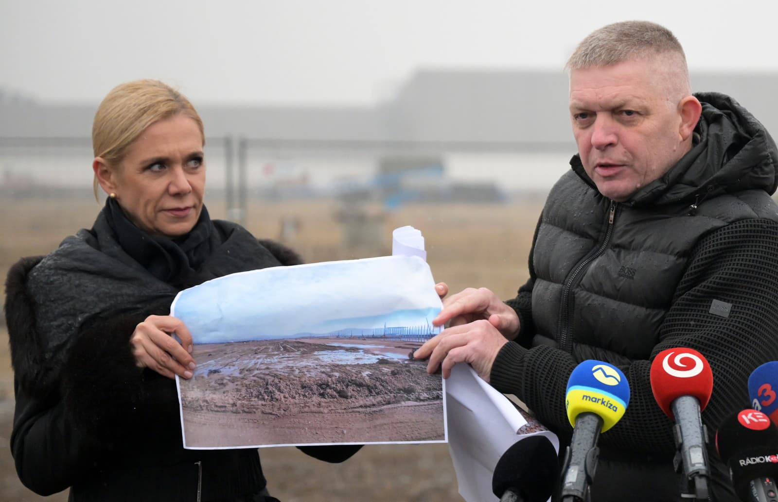 Robert Fico a Denisa Saková