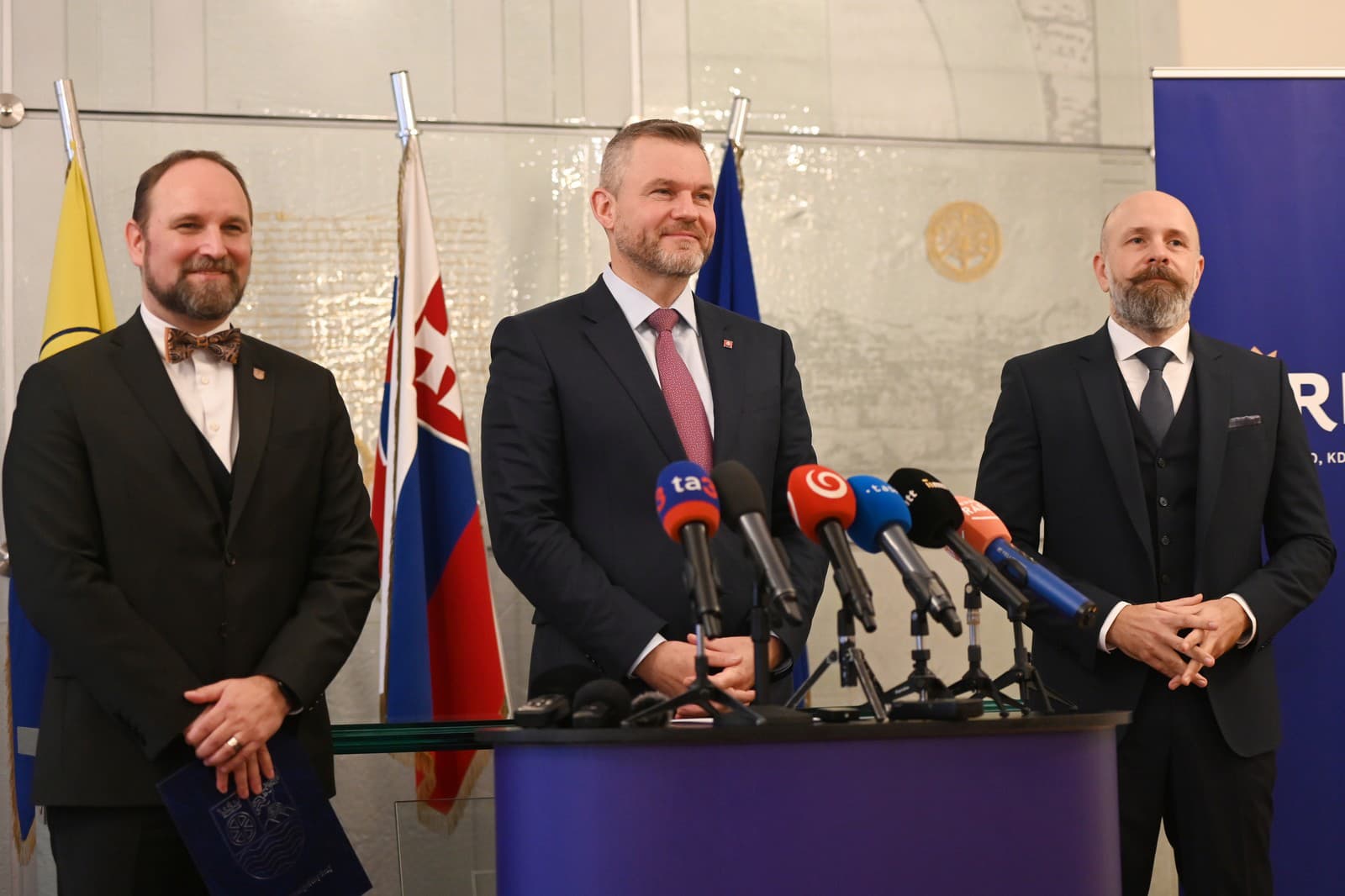Prezident SR Peter Pellegrini, predseda Trnavského samosprávneho kraja Jozef Viskupič a primátor Trnavy Peter Bročka