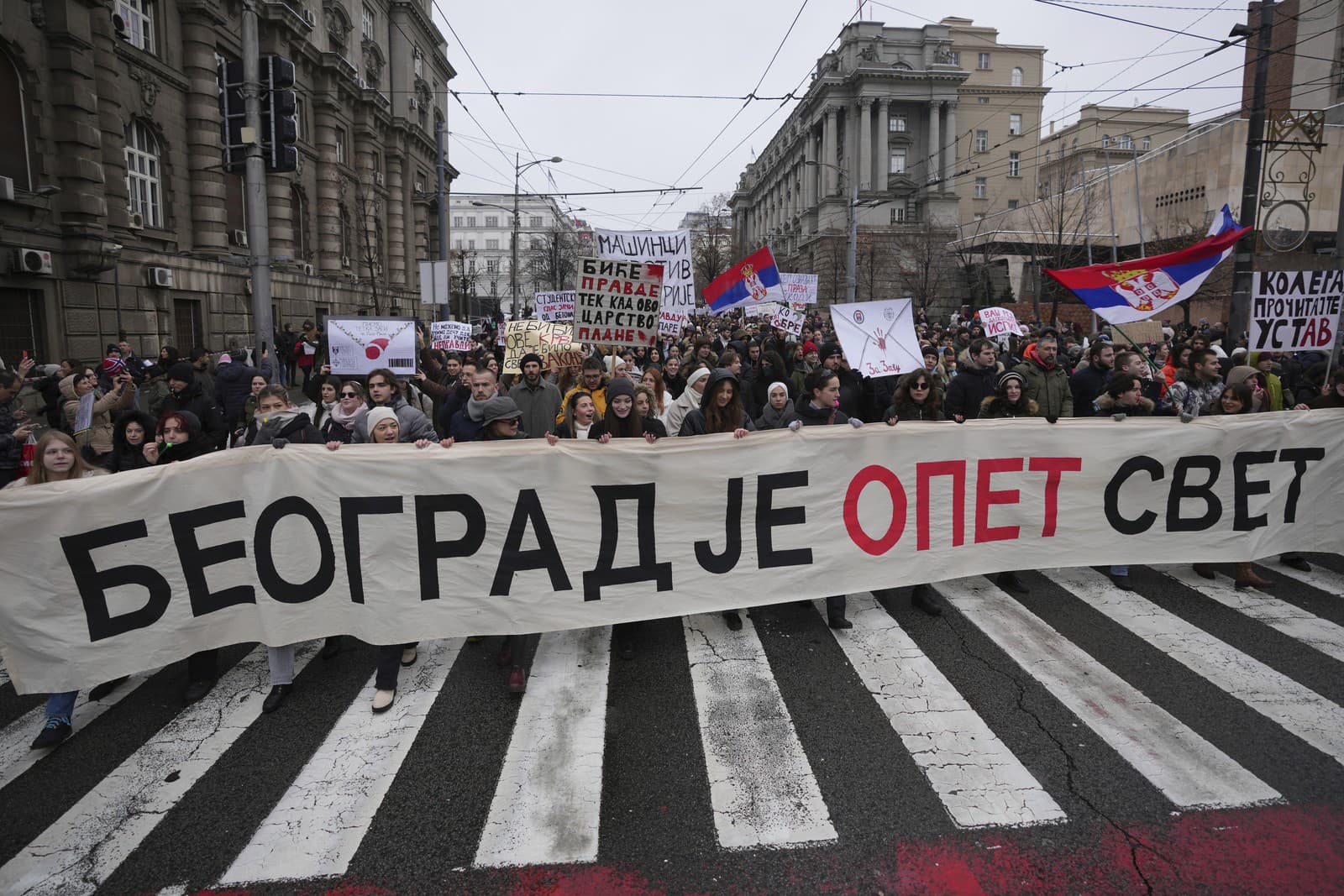 Obrovské protesty študentov v