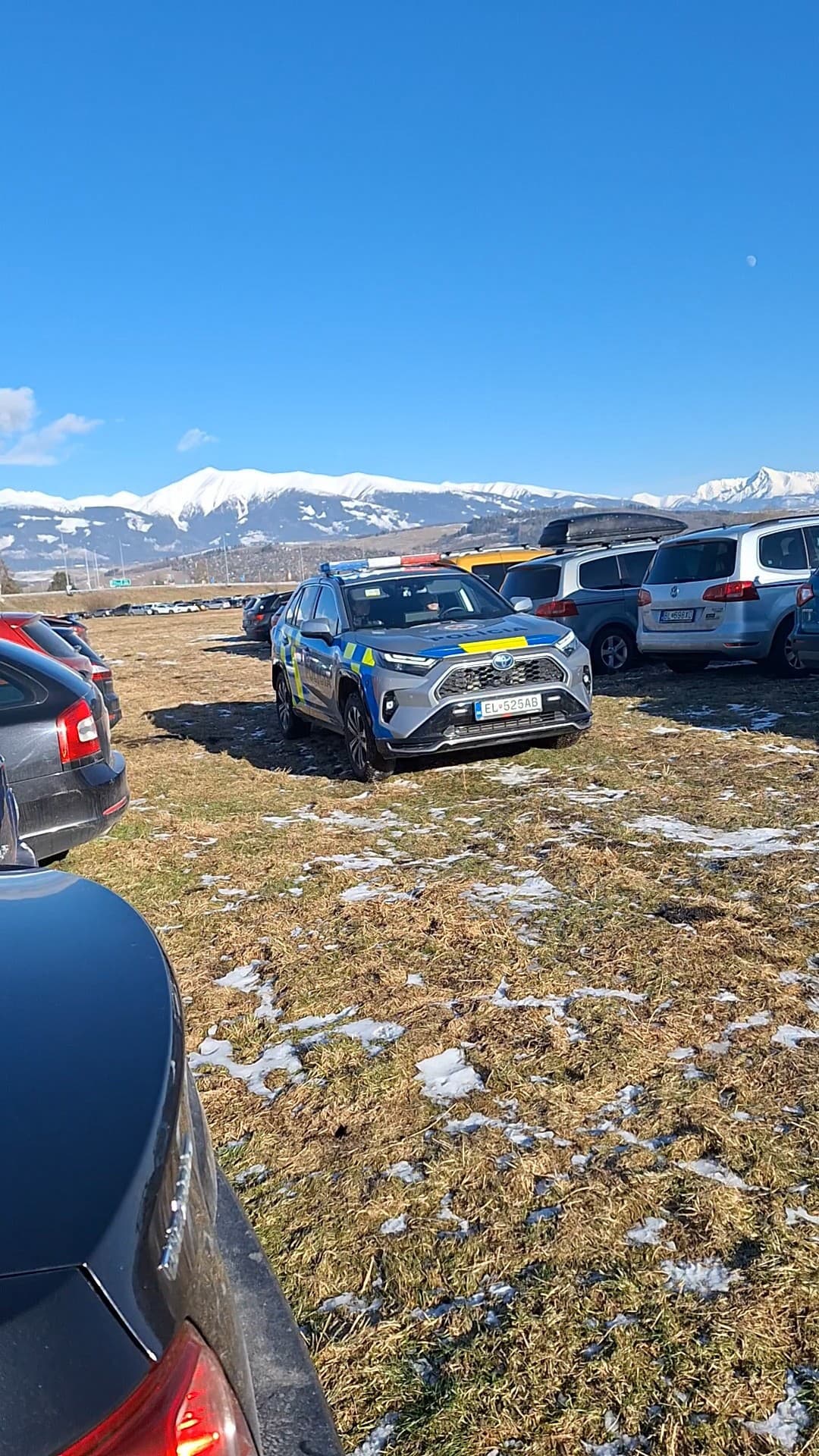 Polícia upozorňuje na dopravné