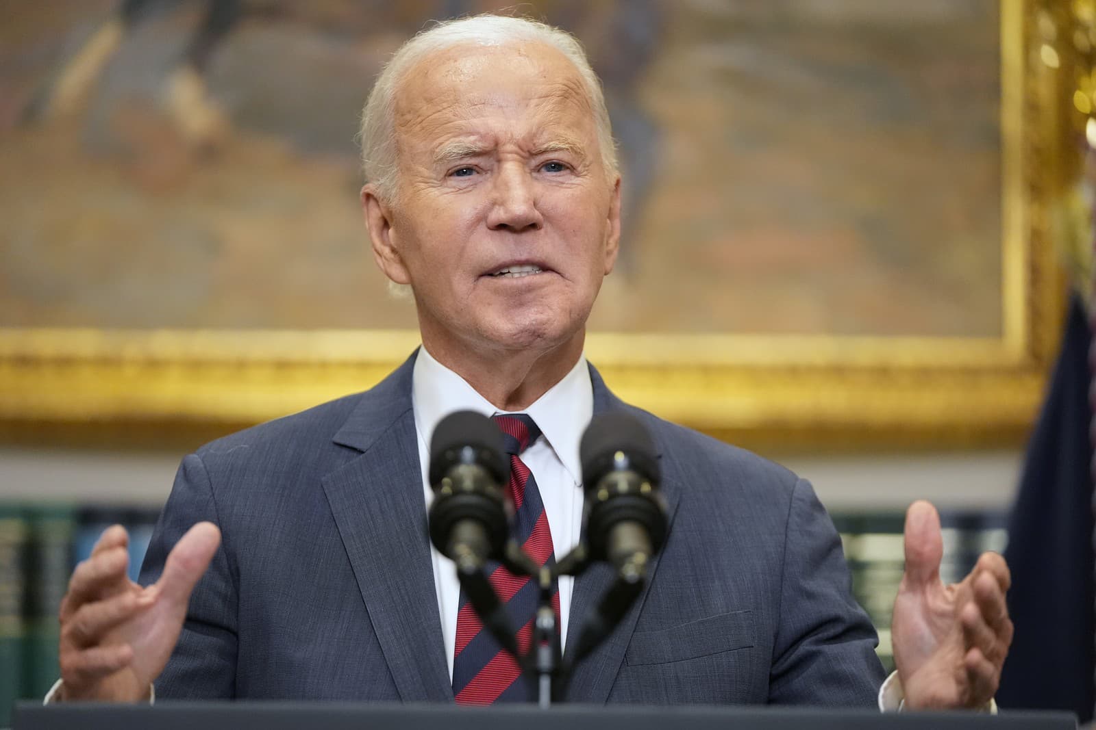 Biden odložil účinnosť rozhodnutia