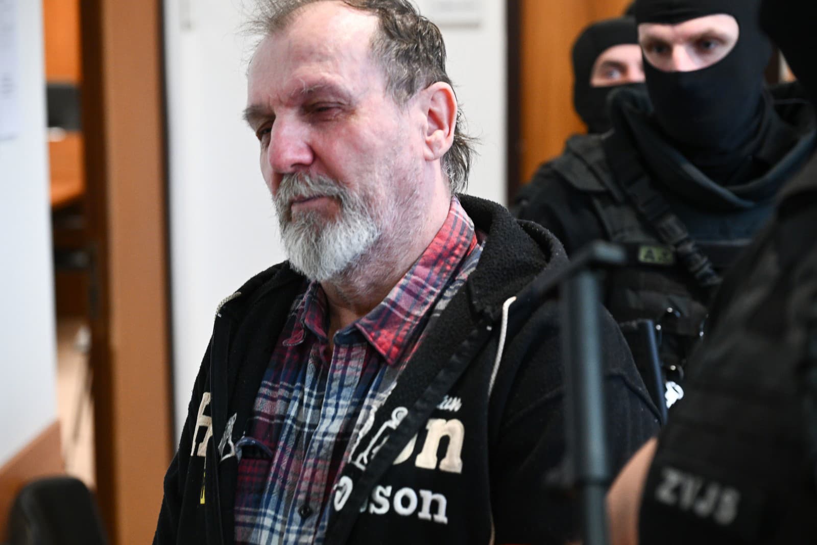 Obvinený atentátnik Juraj Cintula , ktorý strieľal na premiéra Roberta Fica