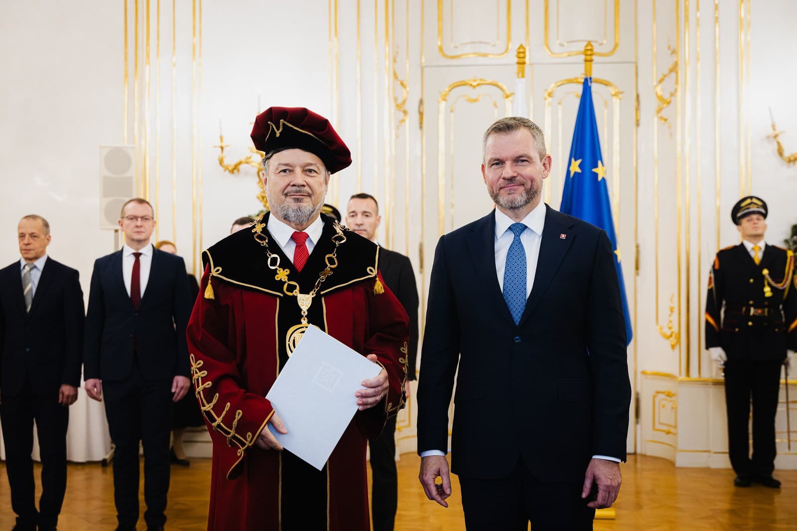 János Tóth, rektor Univerzity Jánosa Selyeho v Komárne.