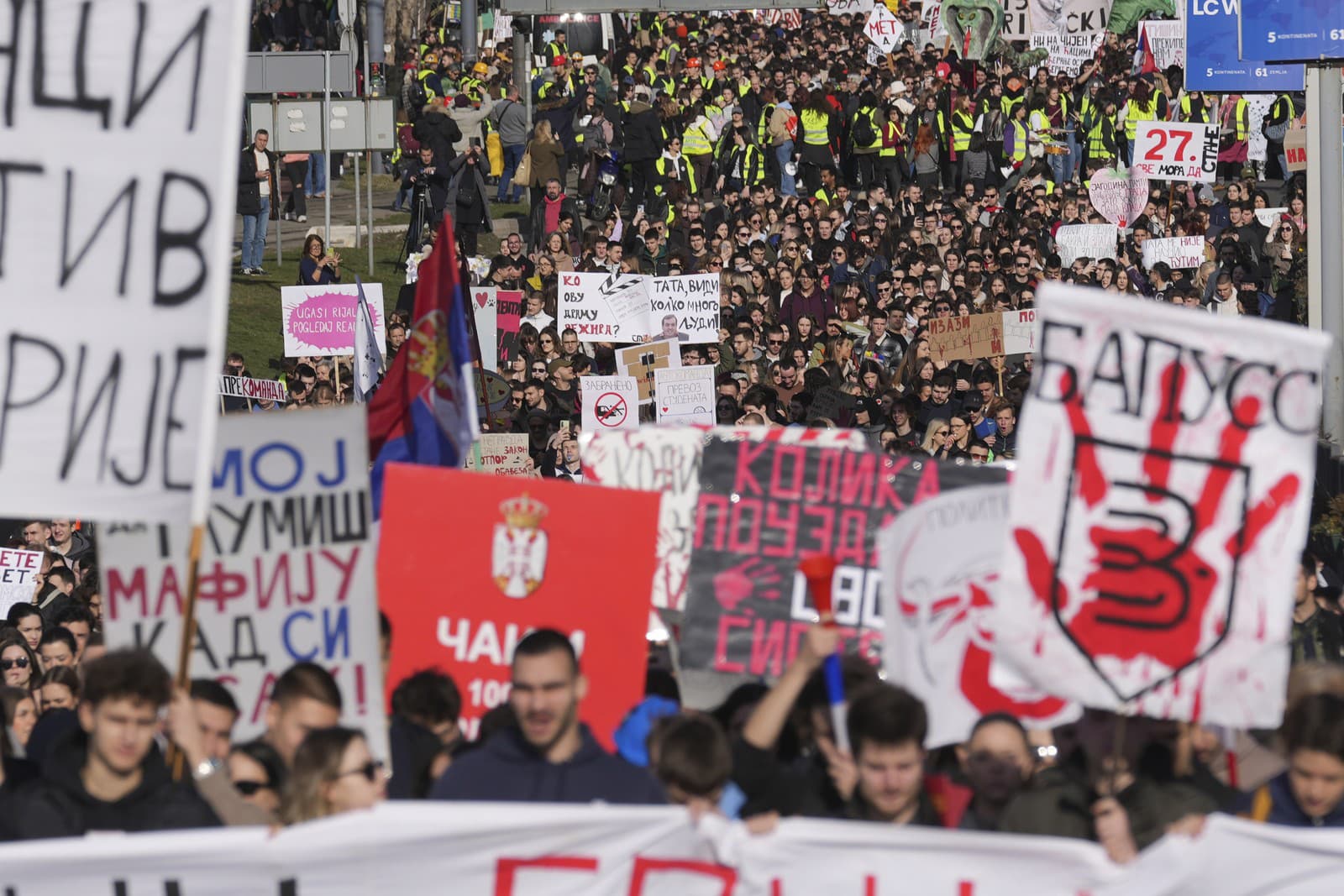 Študentmi inicované demonštrácie v Srbsku.