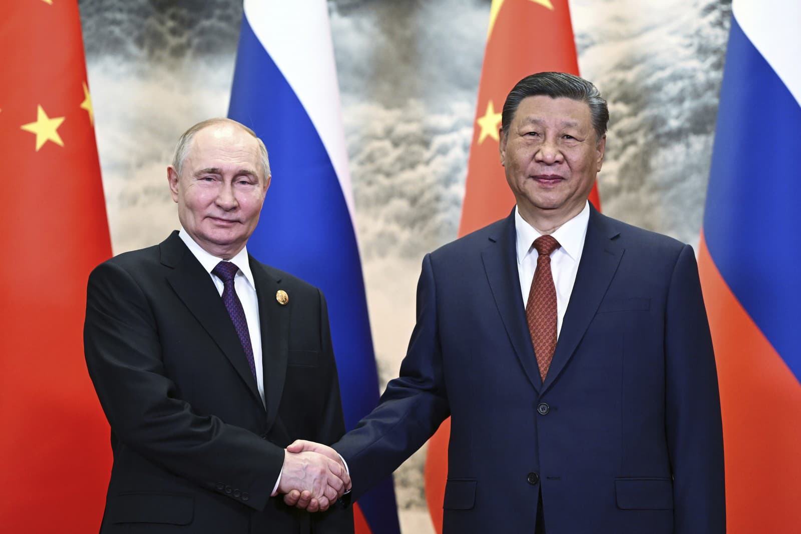 Vladimir Putin a Si Ťin-pching 