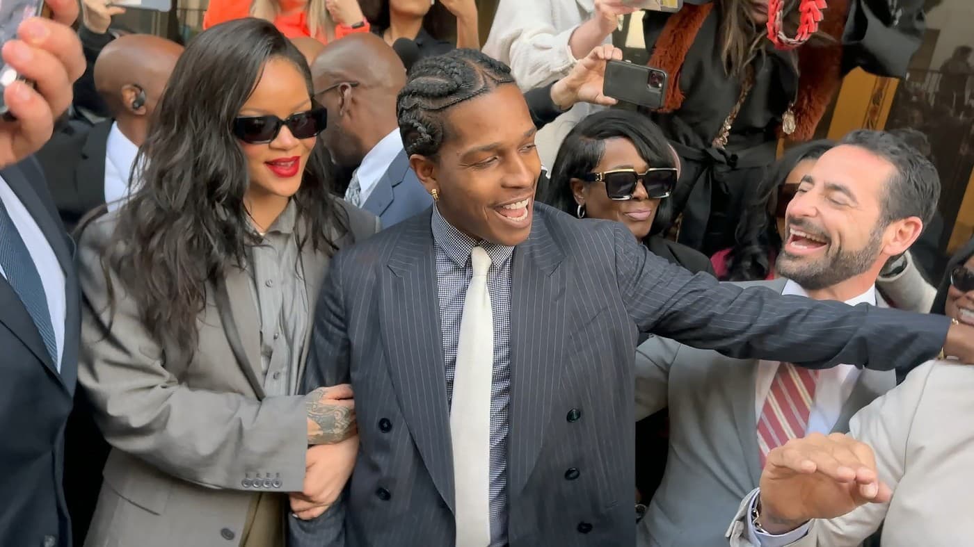ASAP Rocky a Rihanna po vynesení rozsudku neskrývali radosť. 
