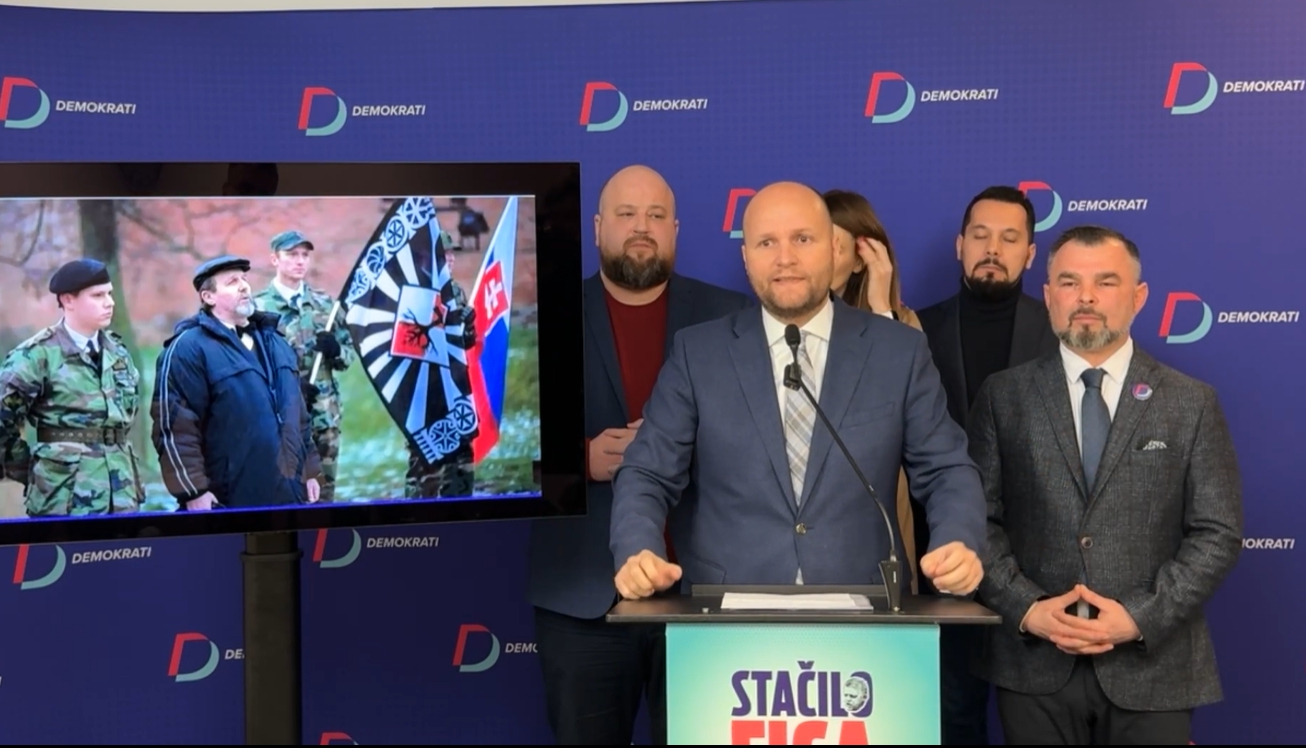 Smer hovorí o prepojení