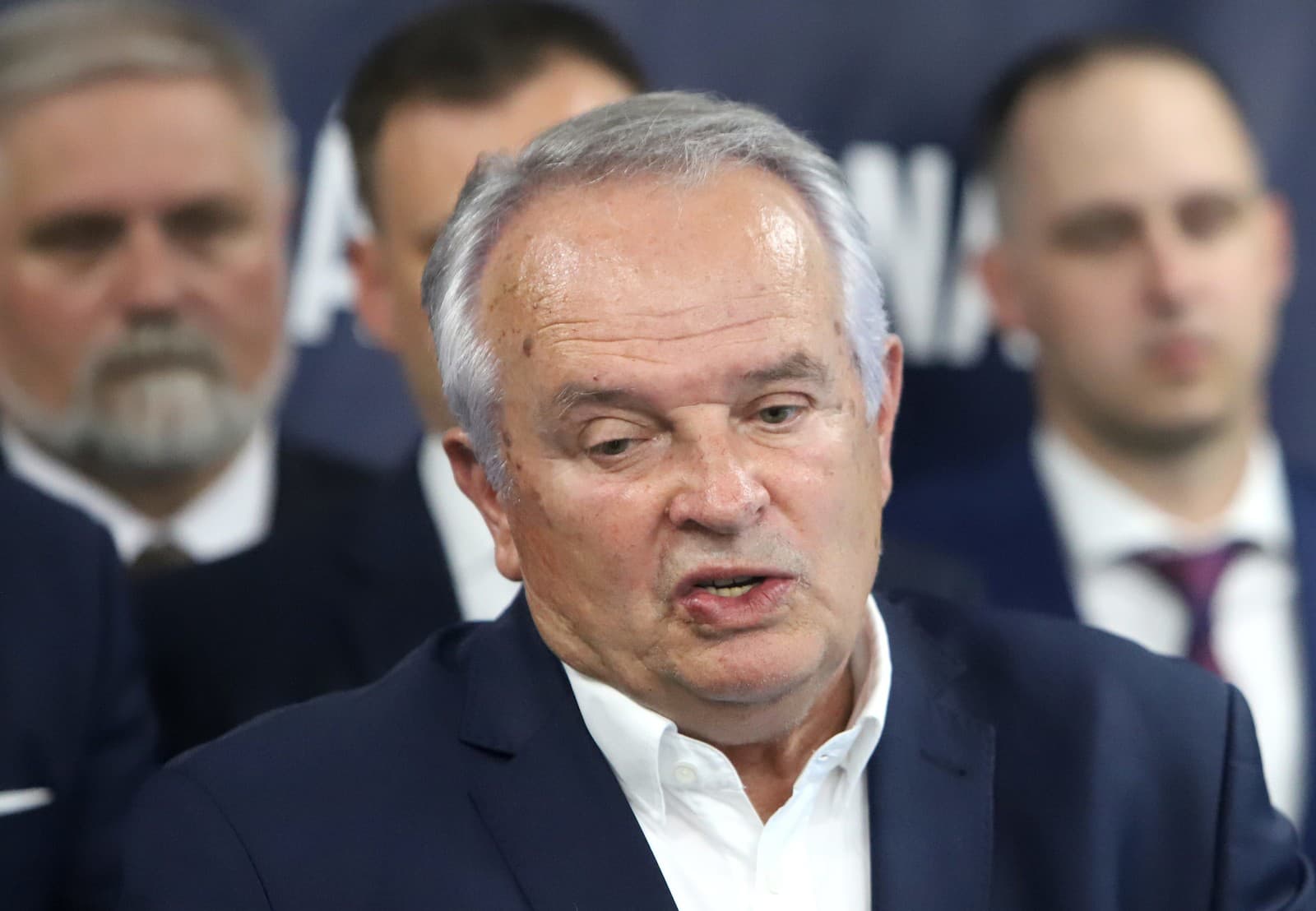 Búrka v koalícii: Michelko