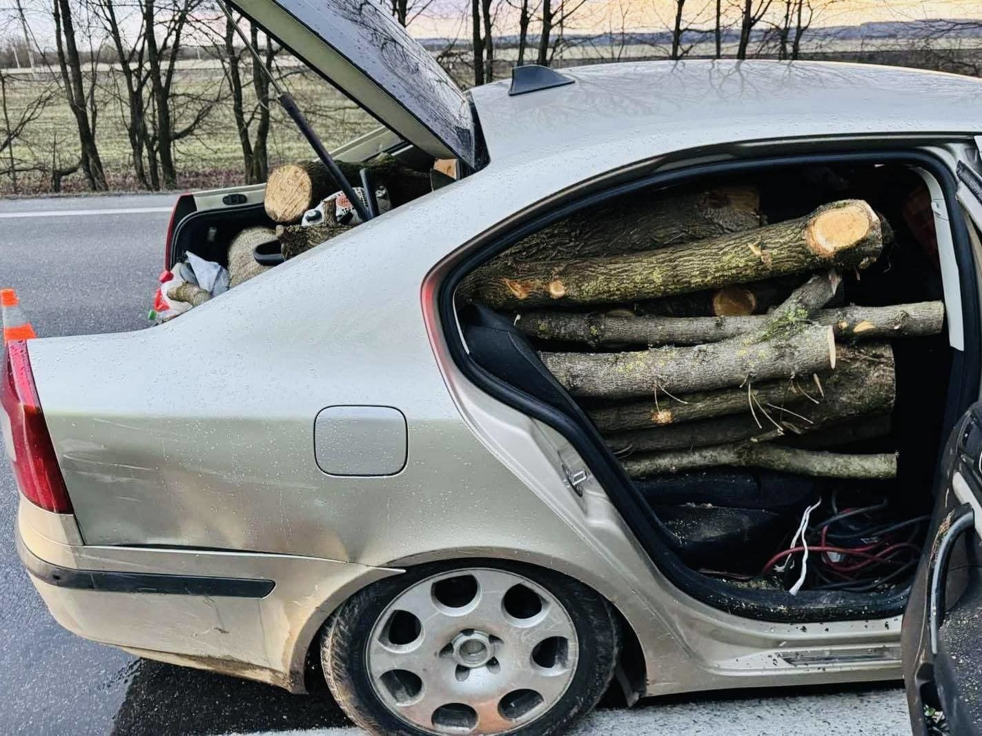 Policajti prišli k dopravnej
