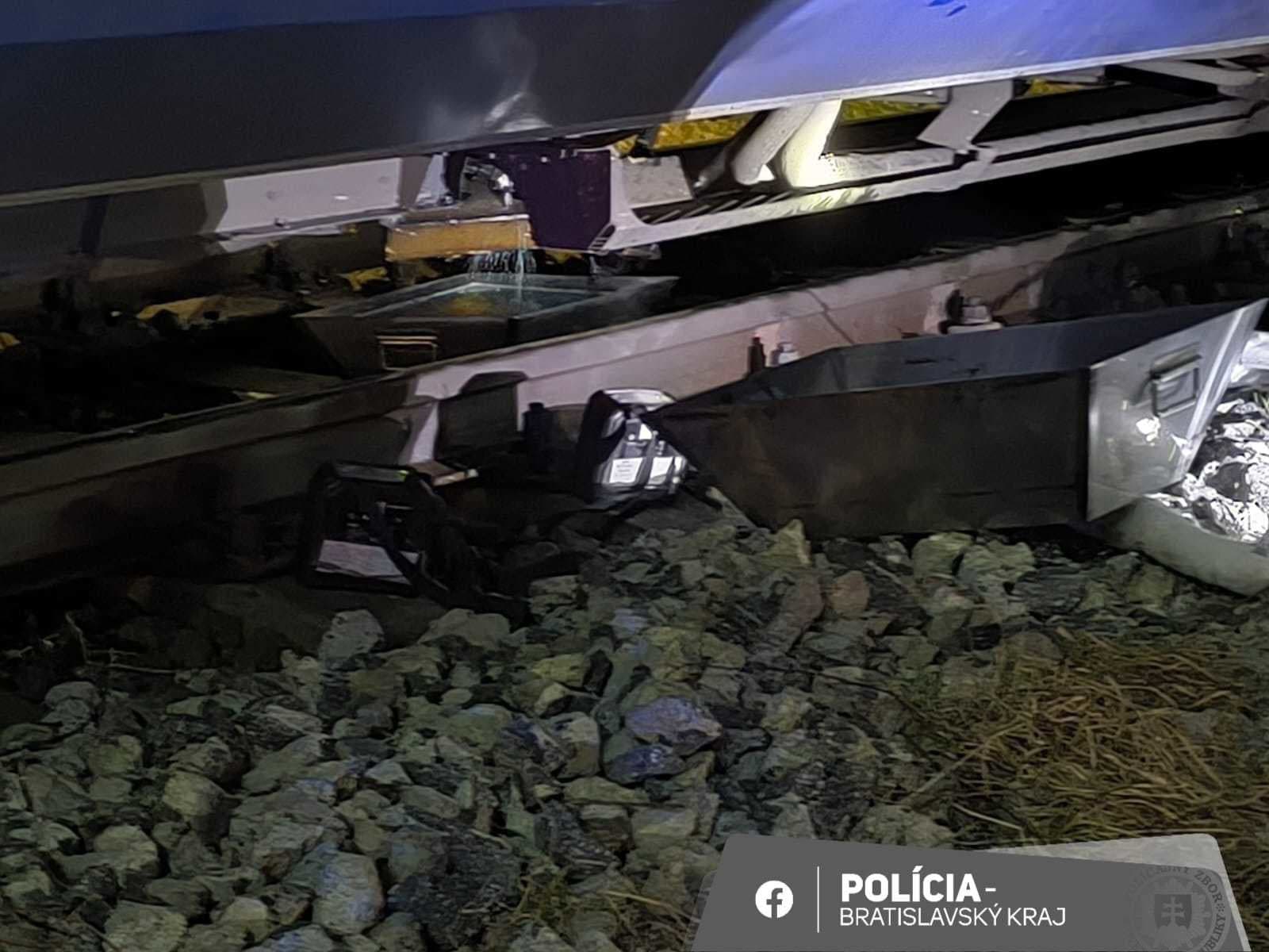 Nezvyčajná zrážka vlaku s