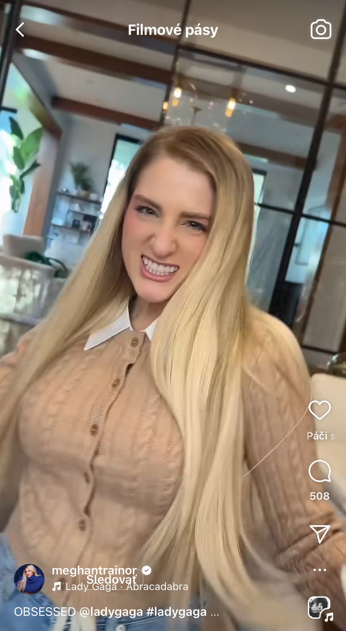 Kedysi ospevovala svoje OBLINY