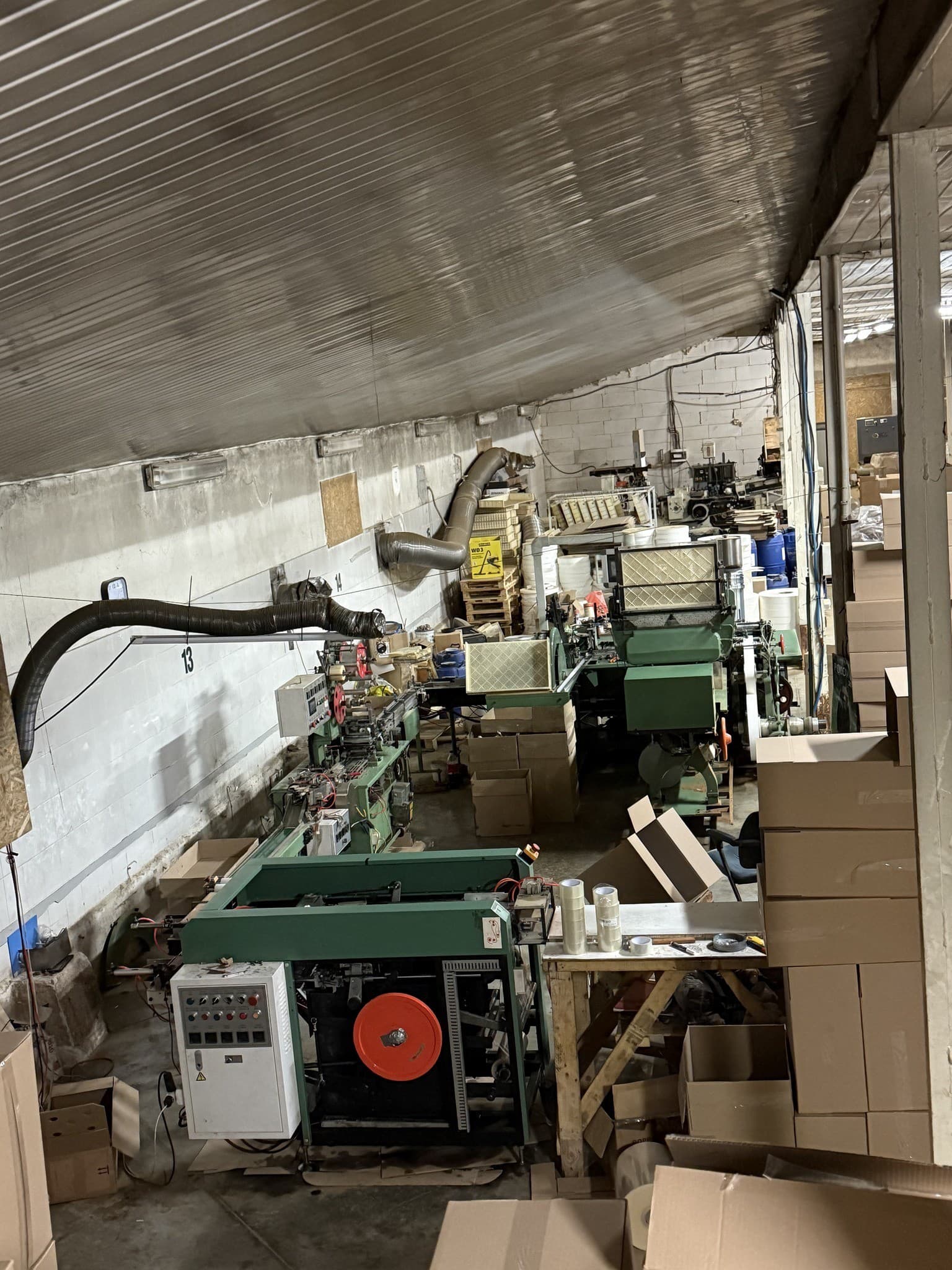 Finančná správa opäť odhalila nelegálnu výrobňu cigariet