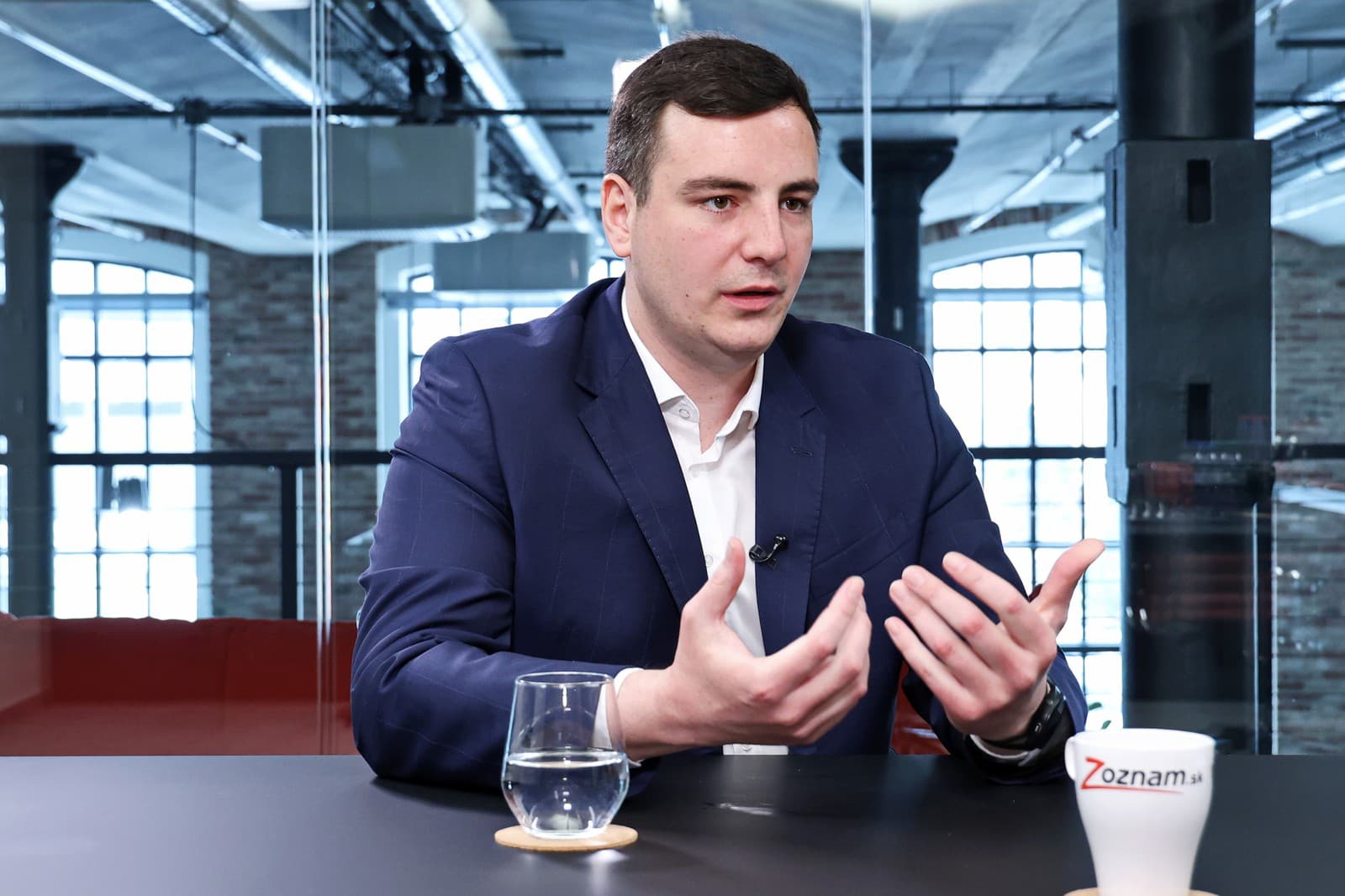 Bývalý boxer a poslanec