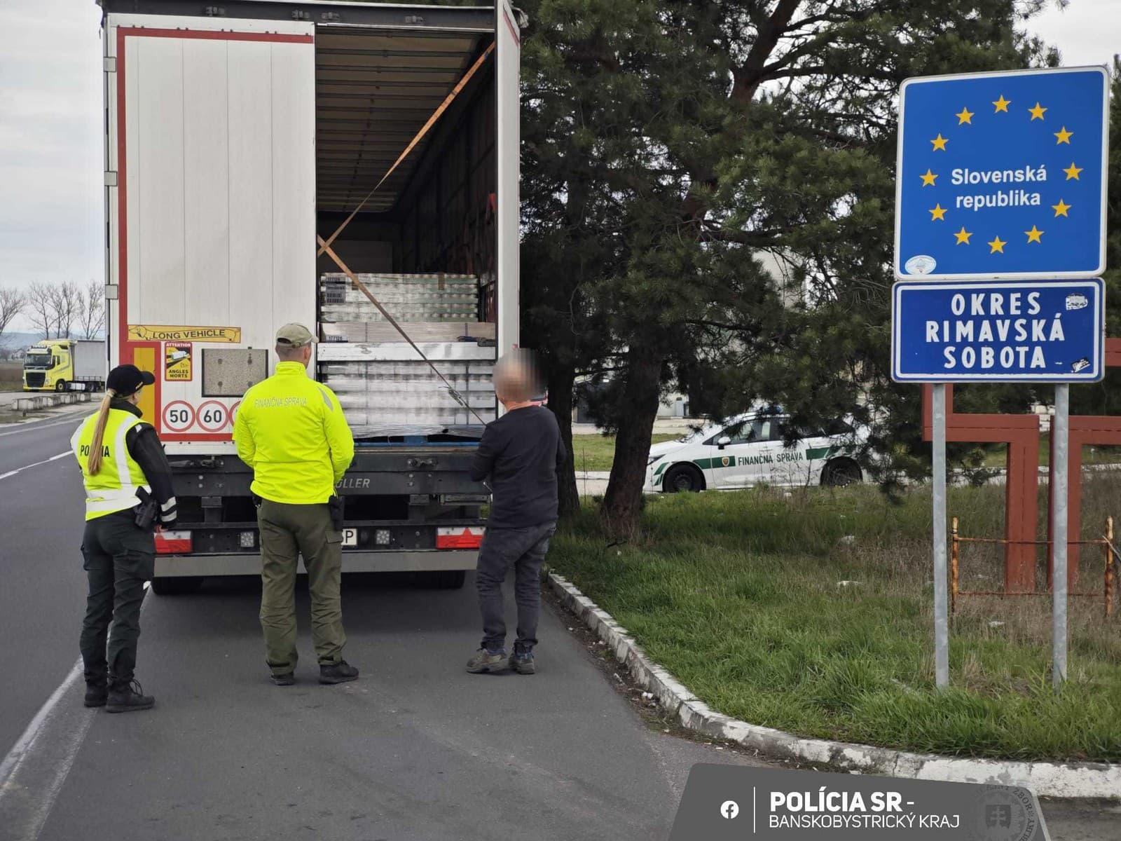 Vodiči, pozor! Na hraničných