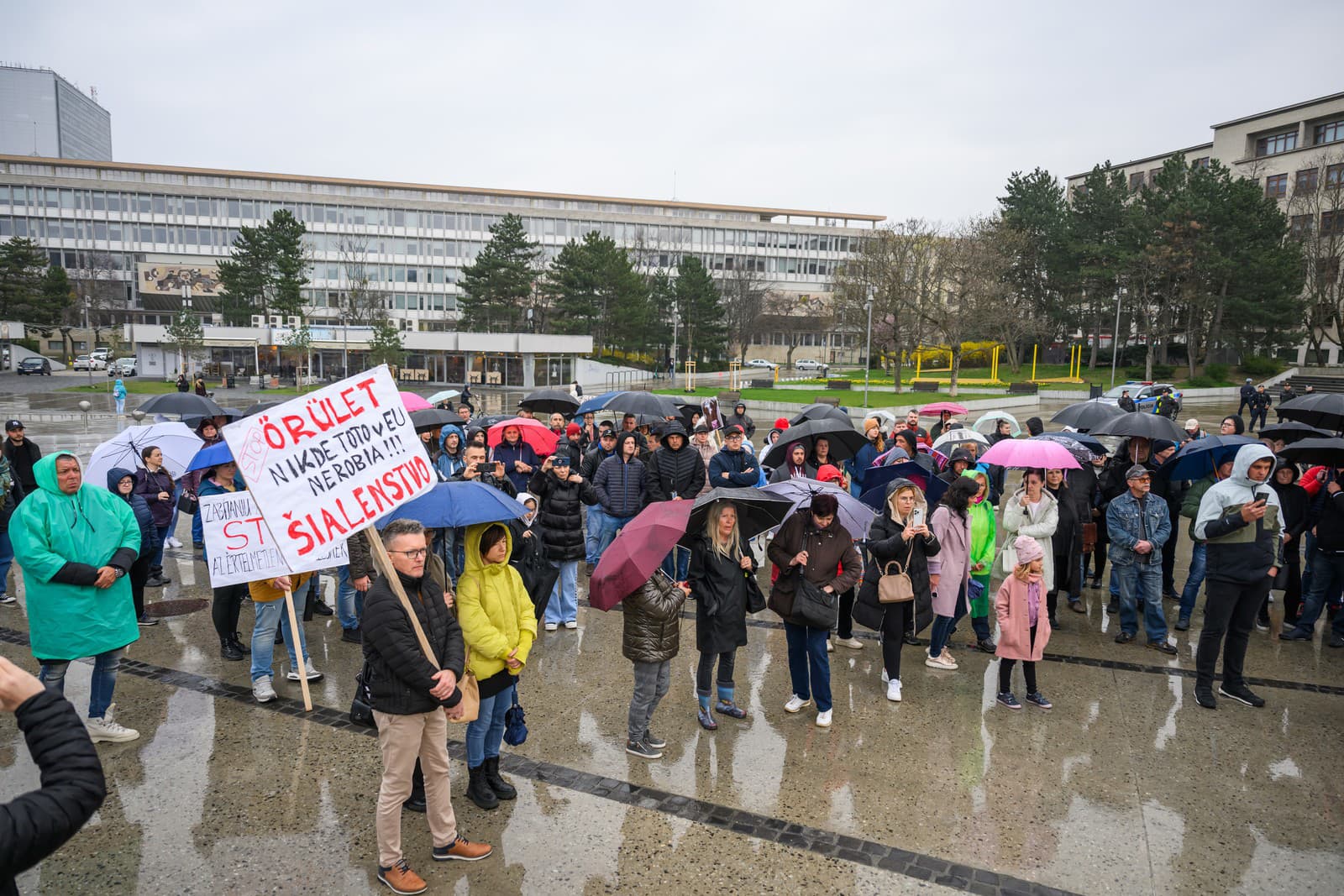 Stovky farmárov protestovali v