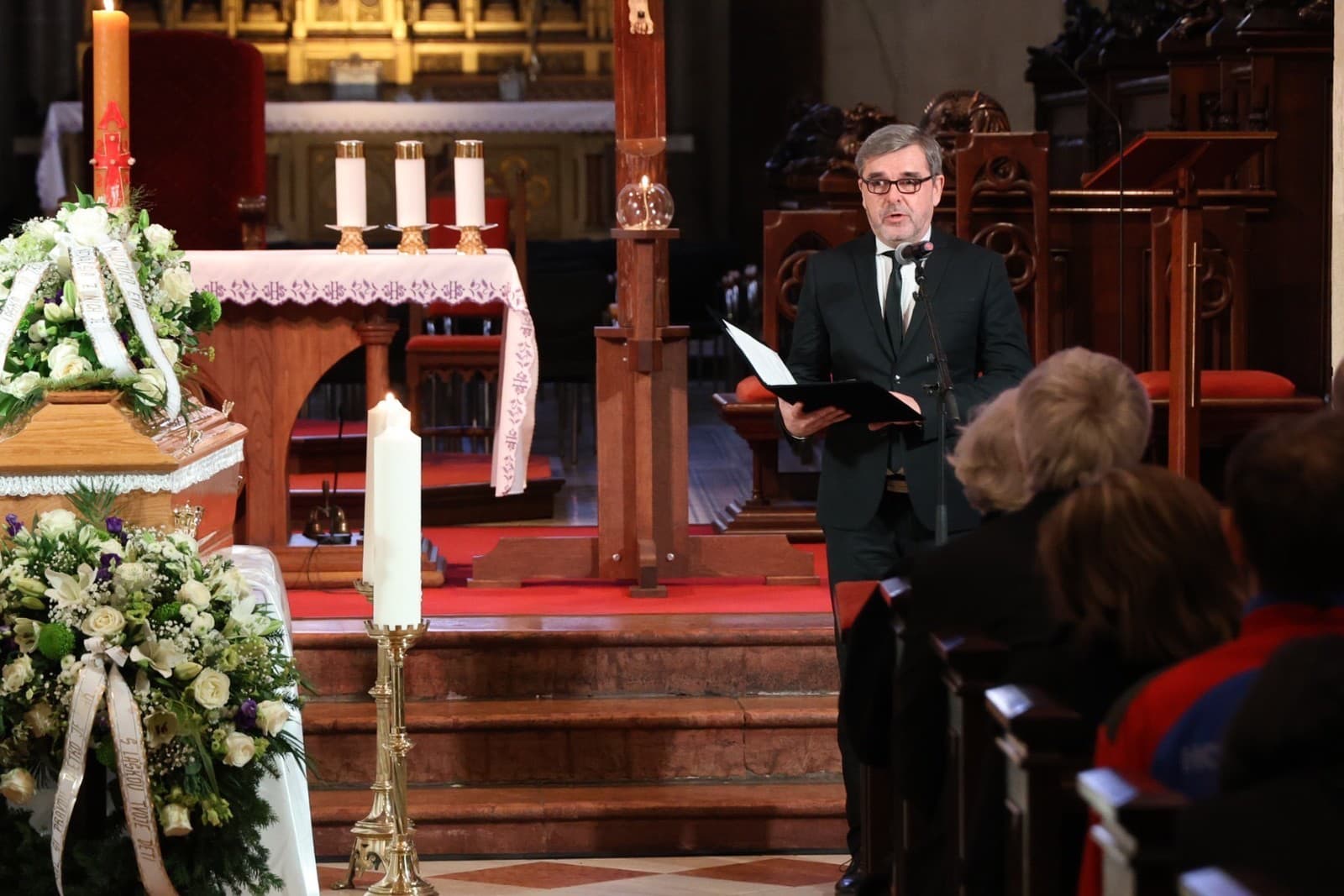 Rozlúčka so Štefanom Kvietikom v Dóme sv. Martina. 