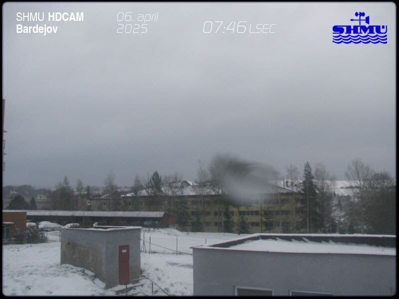 Mráz, silný vietor a