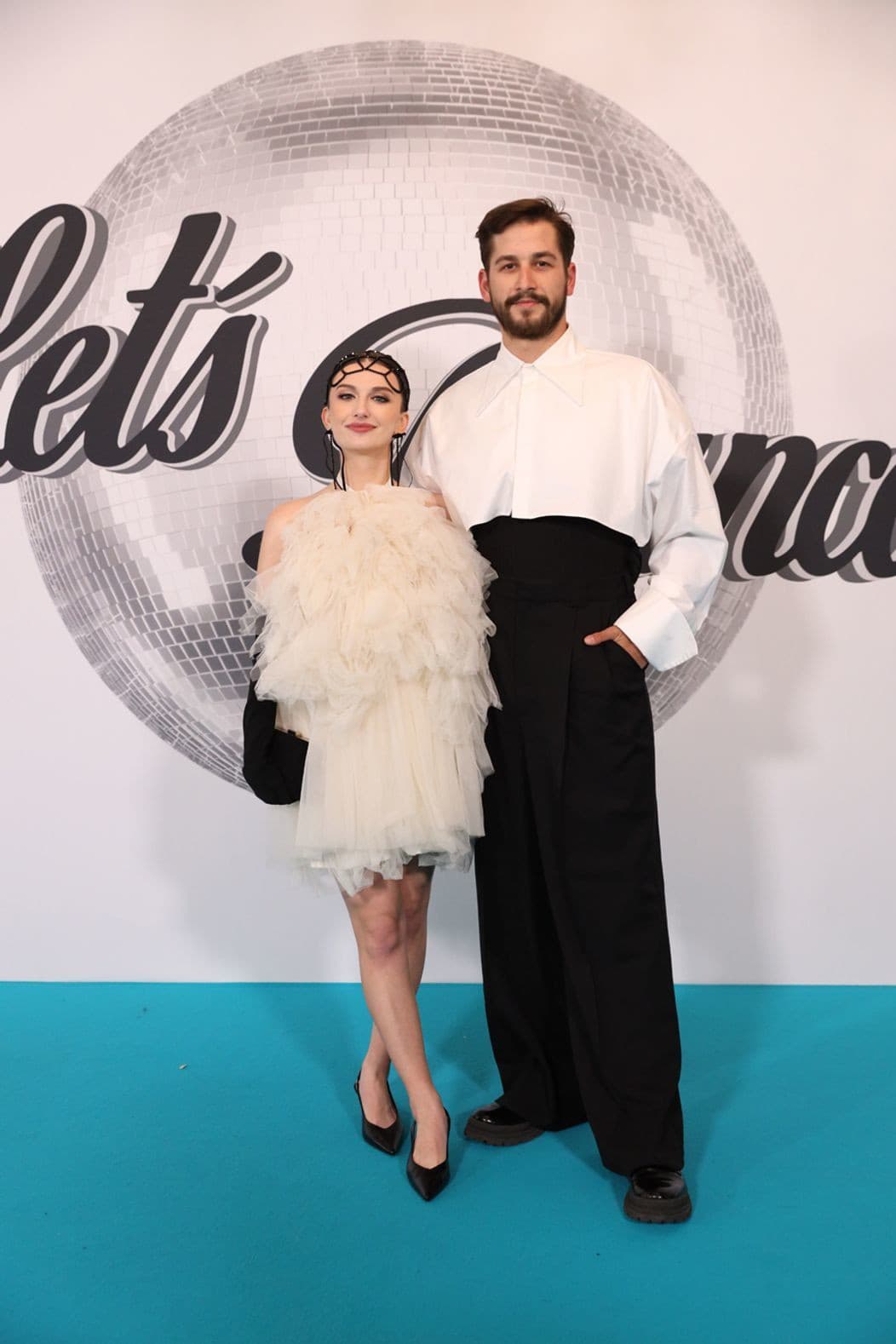 Móda zo šiesteho kola Let's Dance. Na snímke Petra Dubayová, Jakub Jablonský