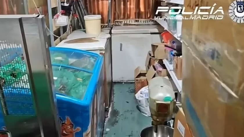 Polícia našla v reštaurácii úplné nechutnosti.