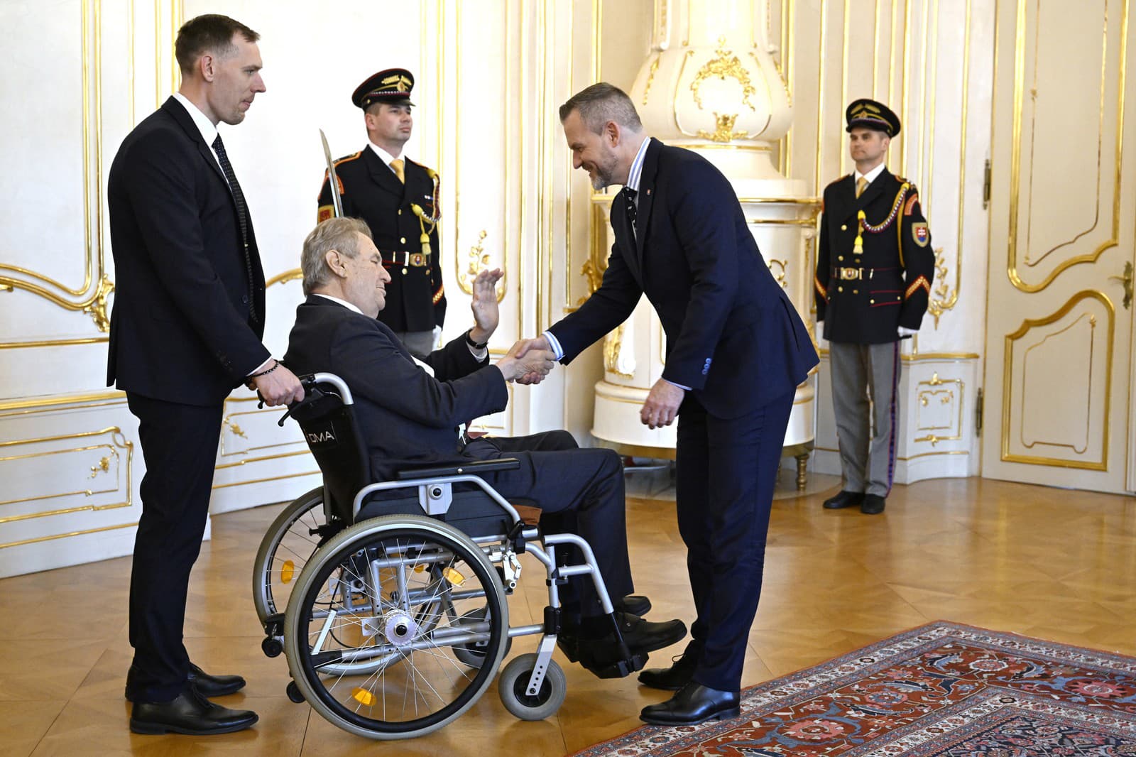Peter Pellegrini prijal bývalého prezidenta Českej republiky Miloša Zemana