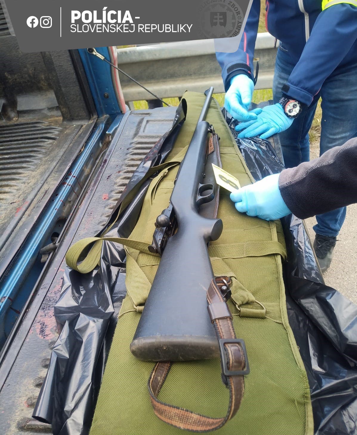 Zábery zo zásahu na diaľnici do Žiliny zverejnila polícia vlani v lete