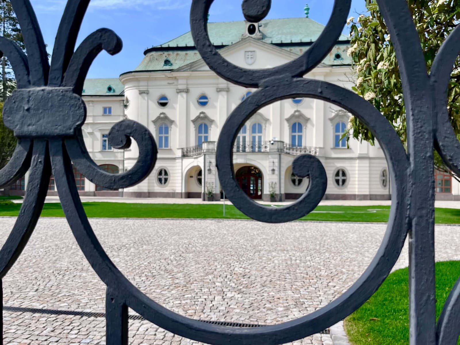 Vláda bude musieť improvizovať: