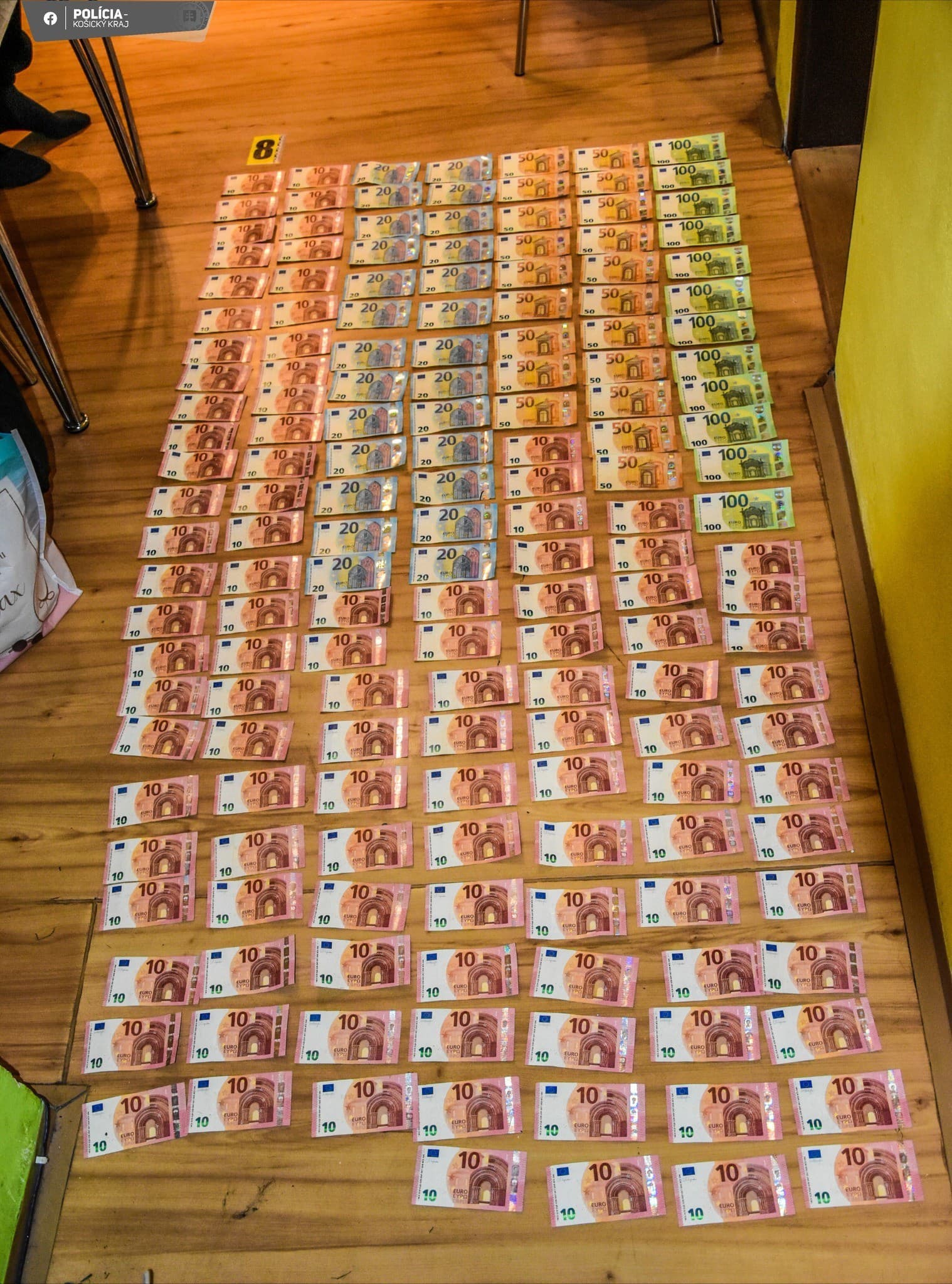 Muž zo Sečoviec bol vzatý do väzby za zločin neoprávnenej výroby a obchodovania s omamnými a psychotropnými látkami