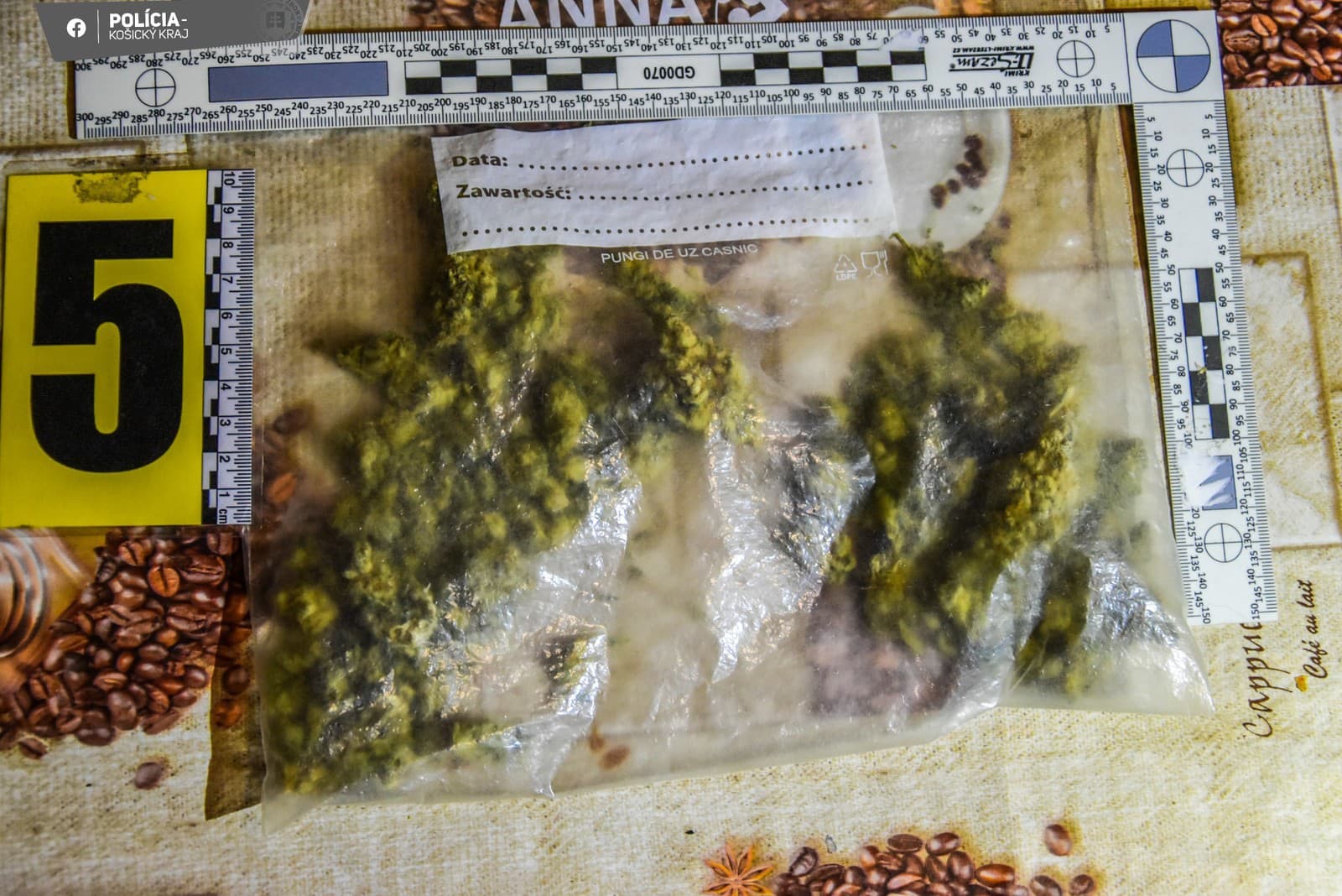 Muž zo Sečoviec bol vzatý do väzby za zločin neoprávnenej výroby a obchodovania s omamnými a psychotropnými látkami