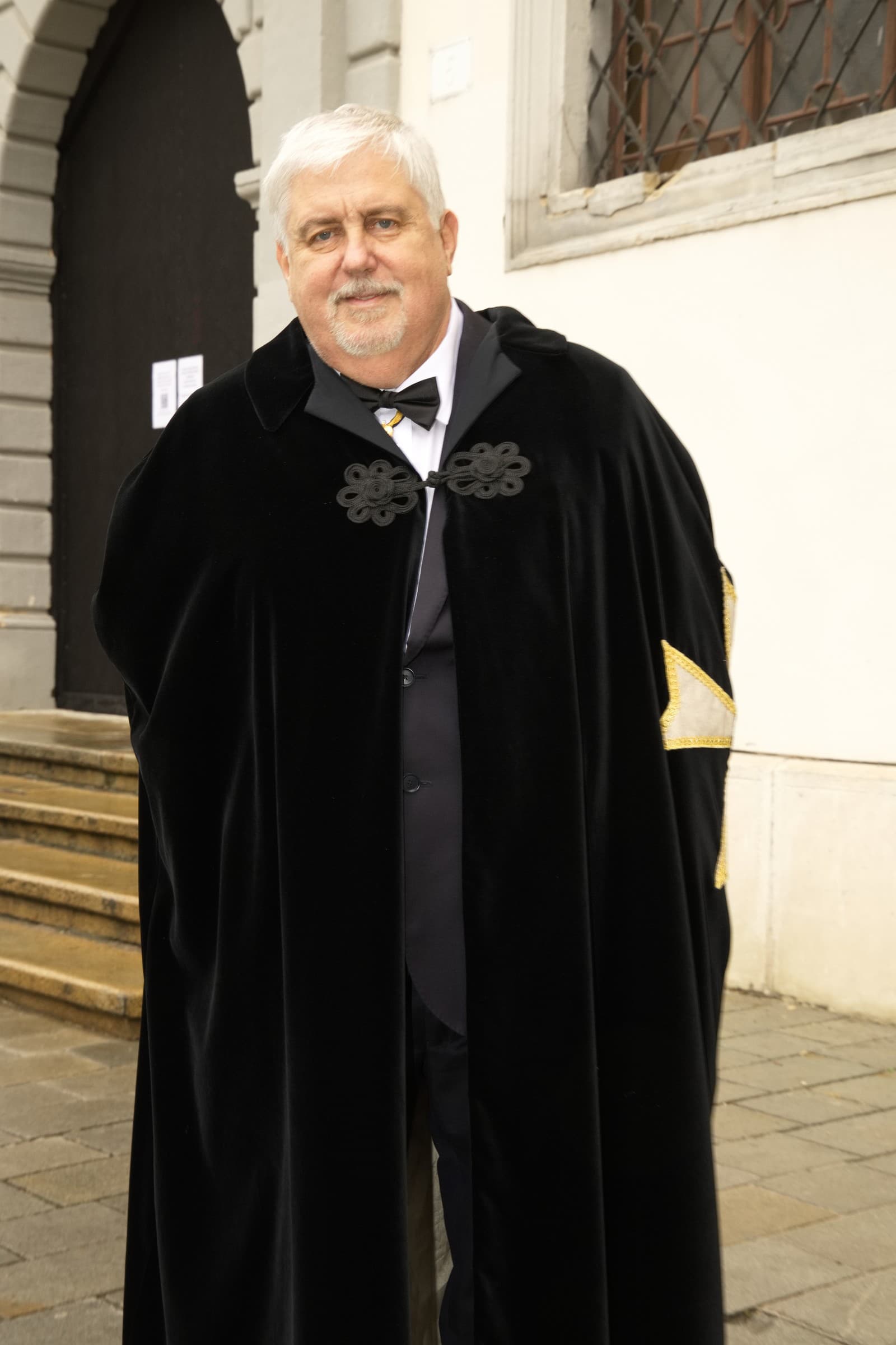 Oliver Andrásy je členom habsburského Rádu svätého Juraja