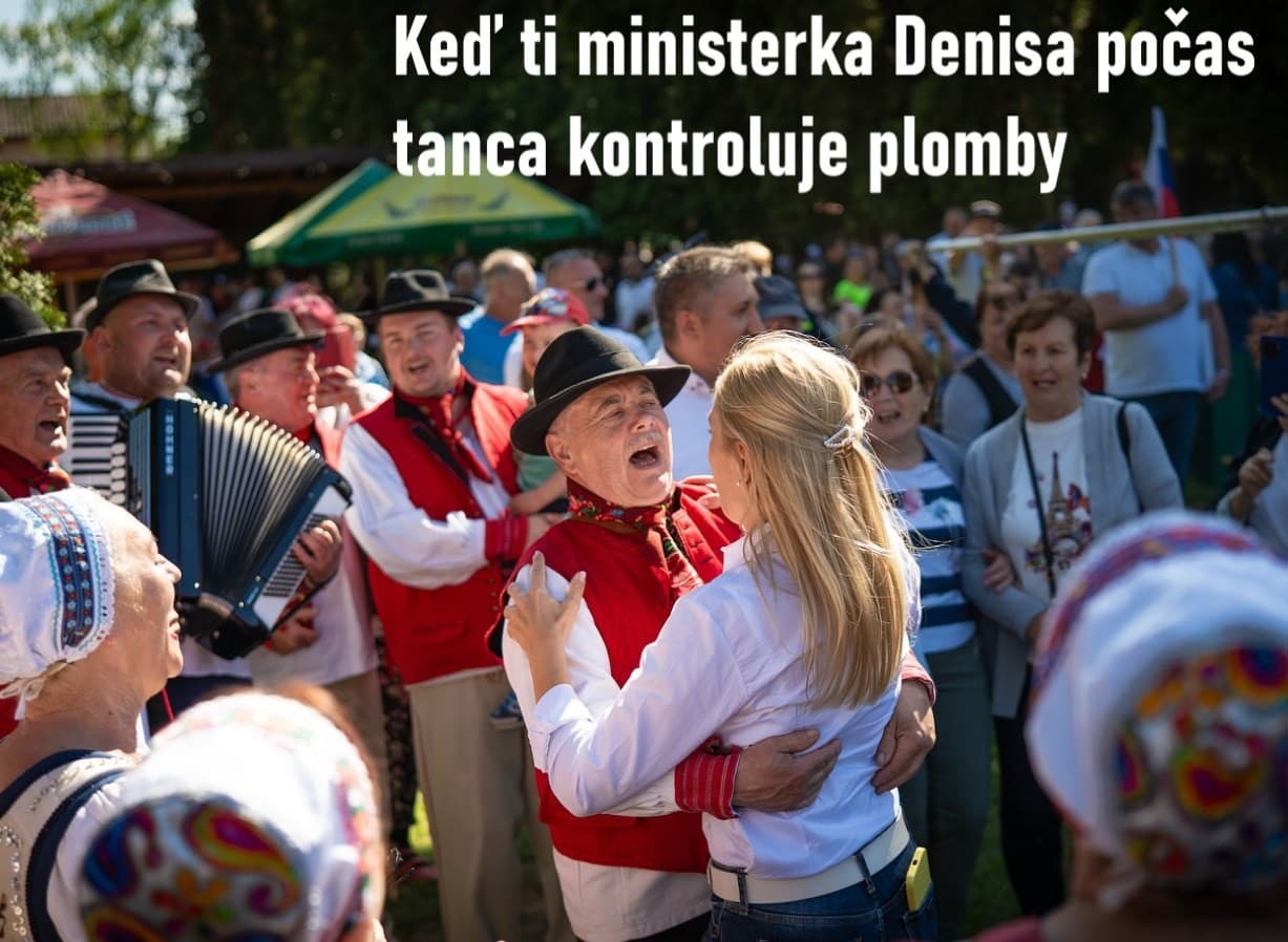 Uletená omietka, prilby v