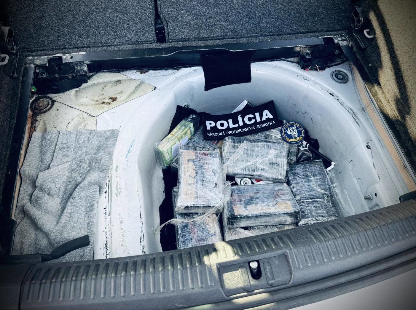 REKORDNÝ úlovok polície, kokaín