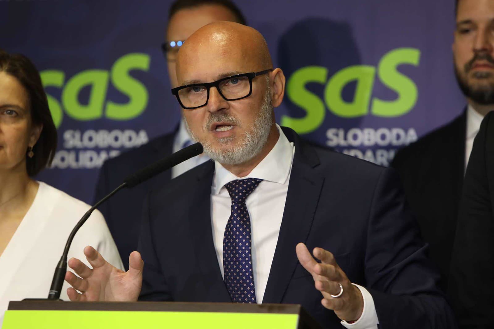 Predseda SaS Branislav Gröhling