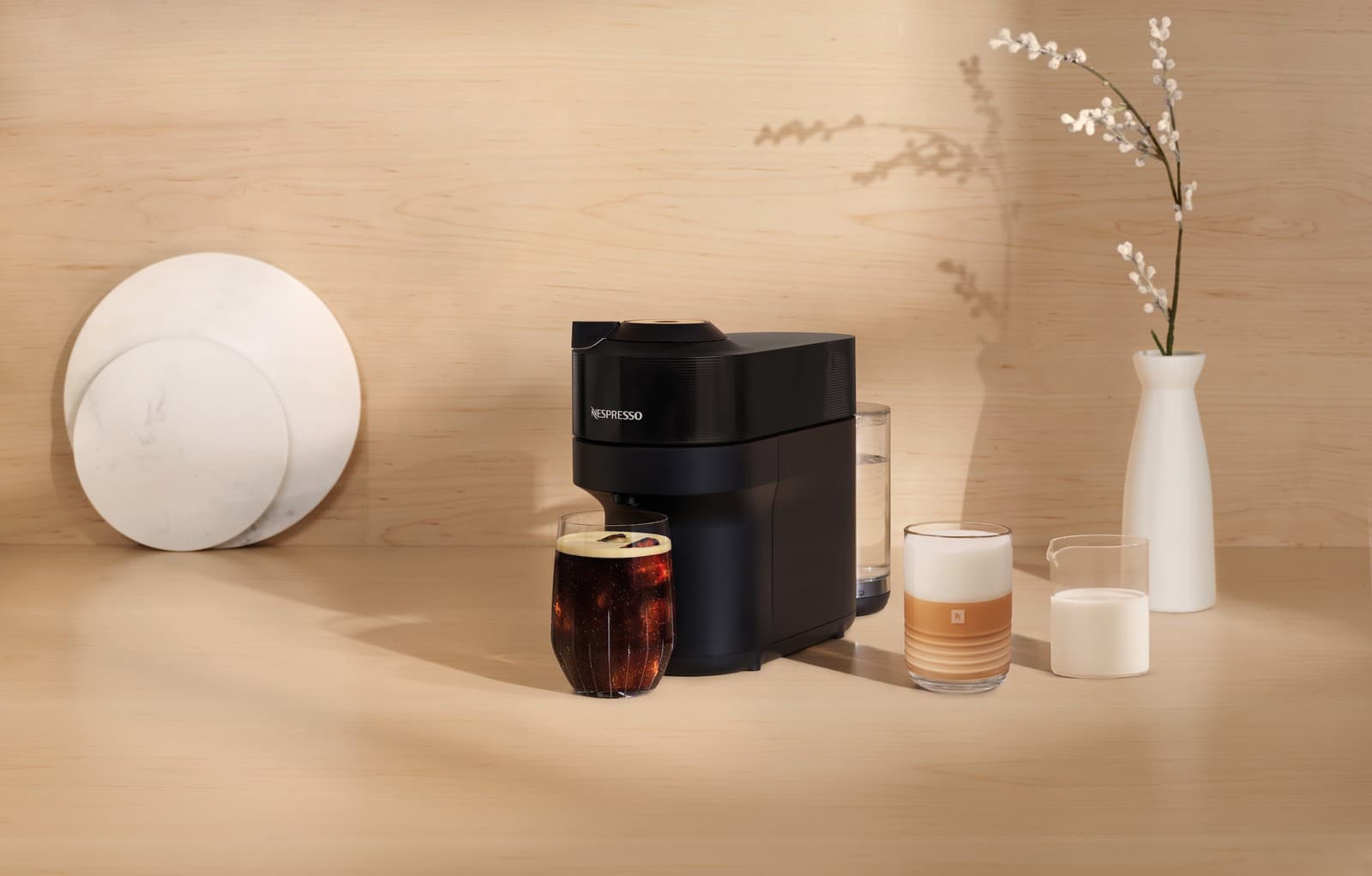 Nespresso kávovar Krups Vertuo Pop vám vďaka automatickému rozpoznaniu vloženej kapsule dopraje vždy dokonale pripravenú šálku kávy.