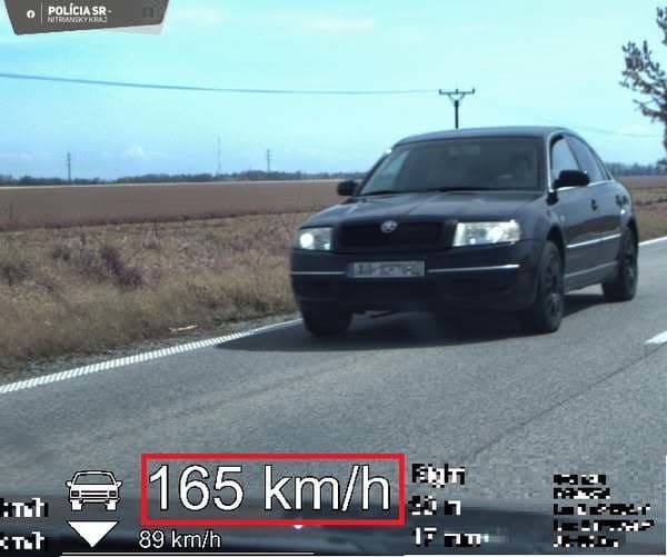 Cestný pirát medzi Šaľou a obcou Vlčany