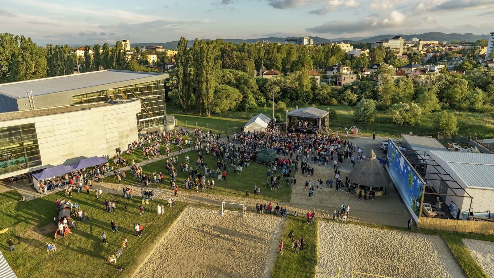 Zážitkové teambuildingy a športové