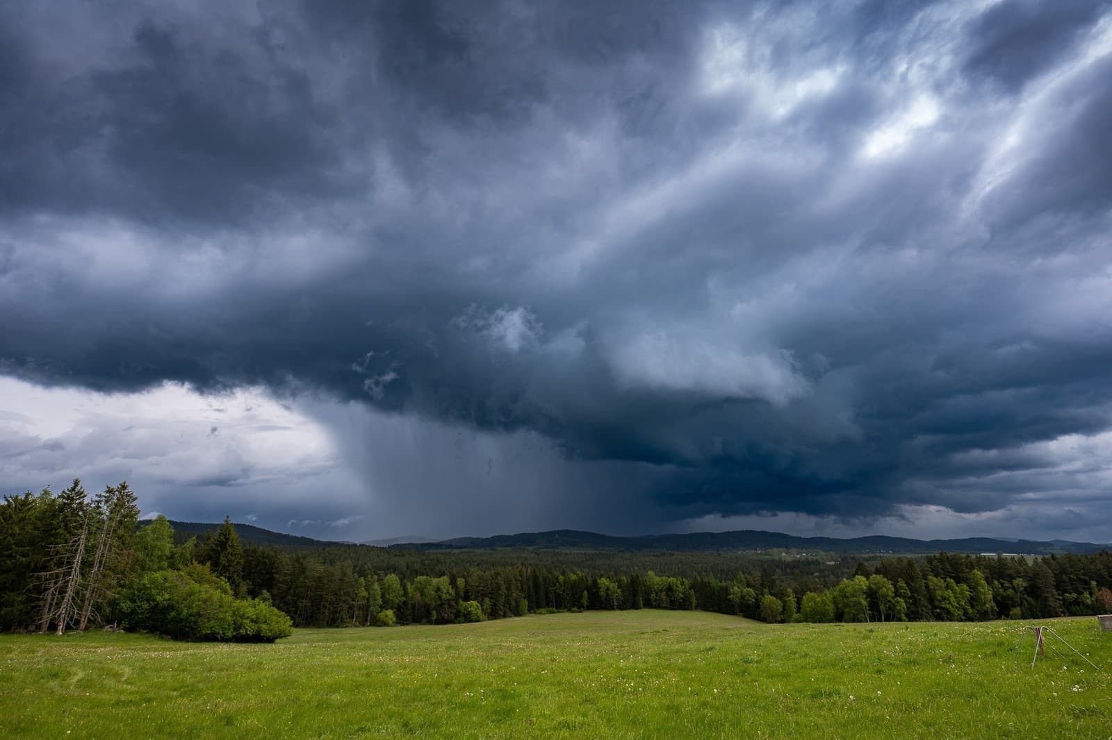 Česko zasiahlo TORNÁDO, zanechalo