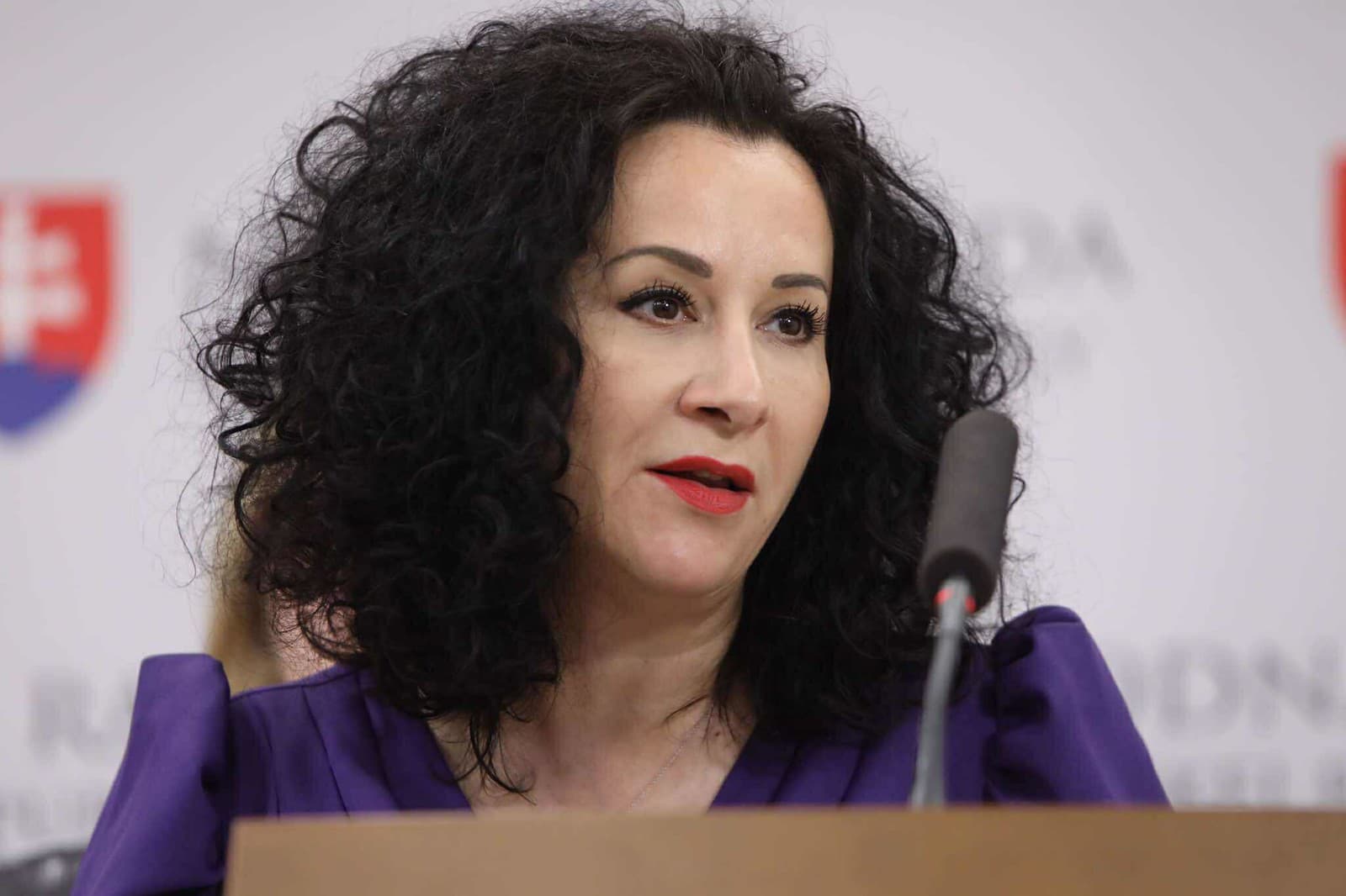 Zora Jaurová