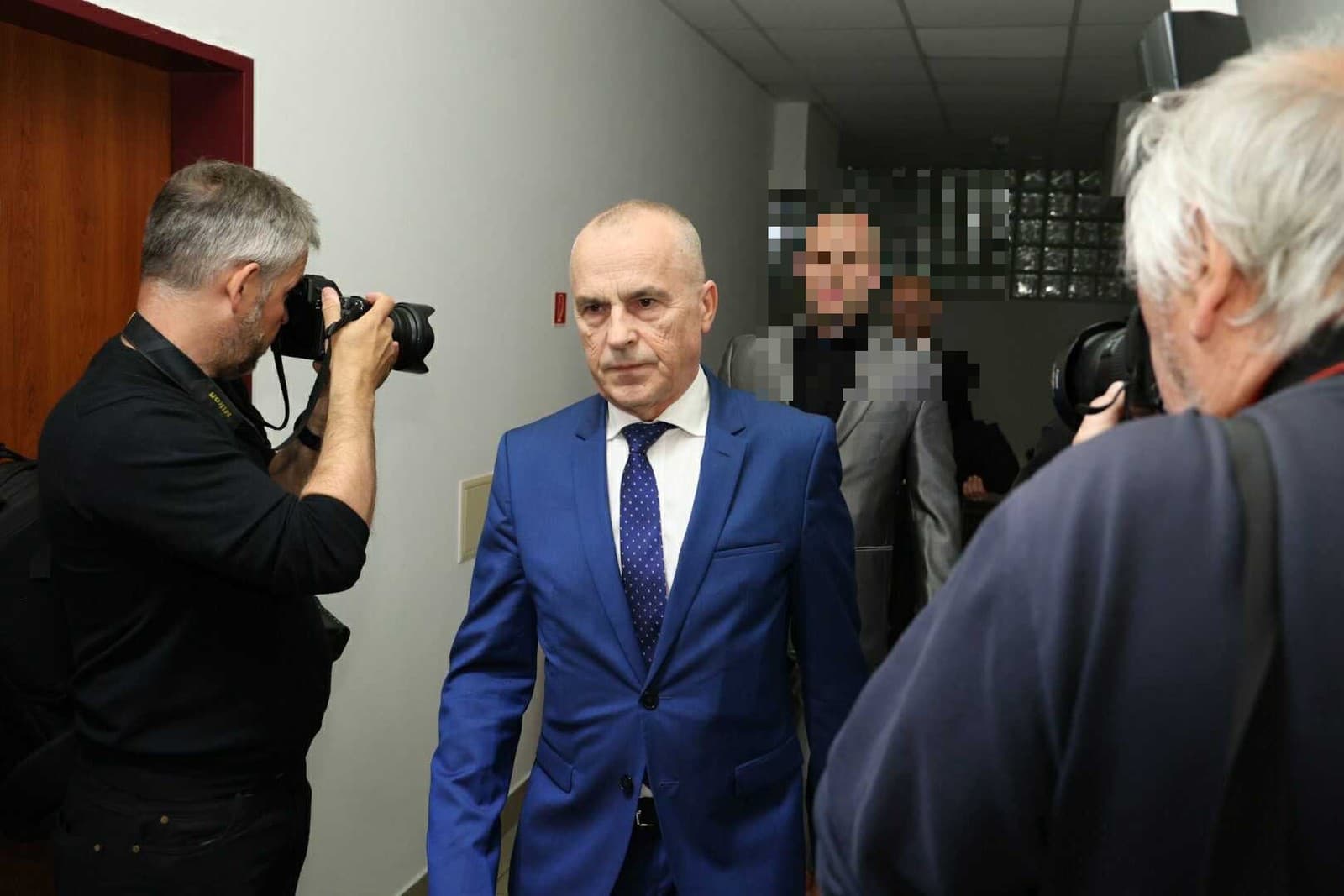 MIMORIADNE Súd rozhodol: Guvernér