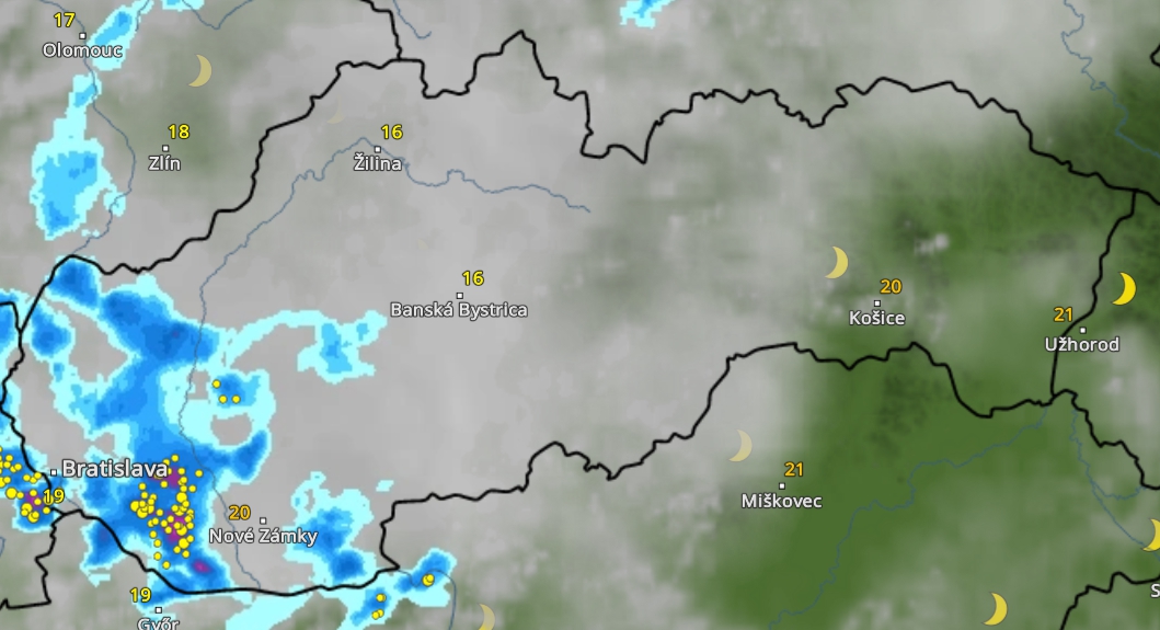 Predpokladané búrky na Slovensku o 23.00 h