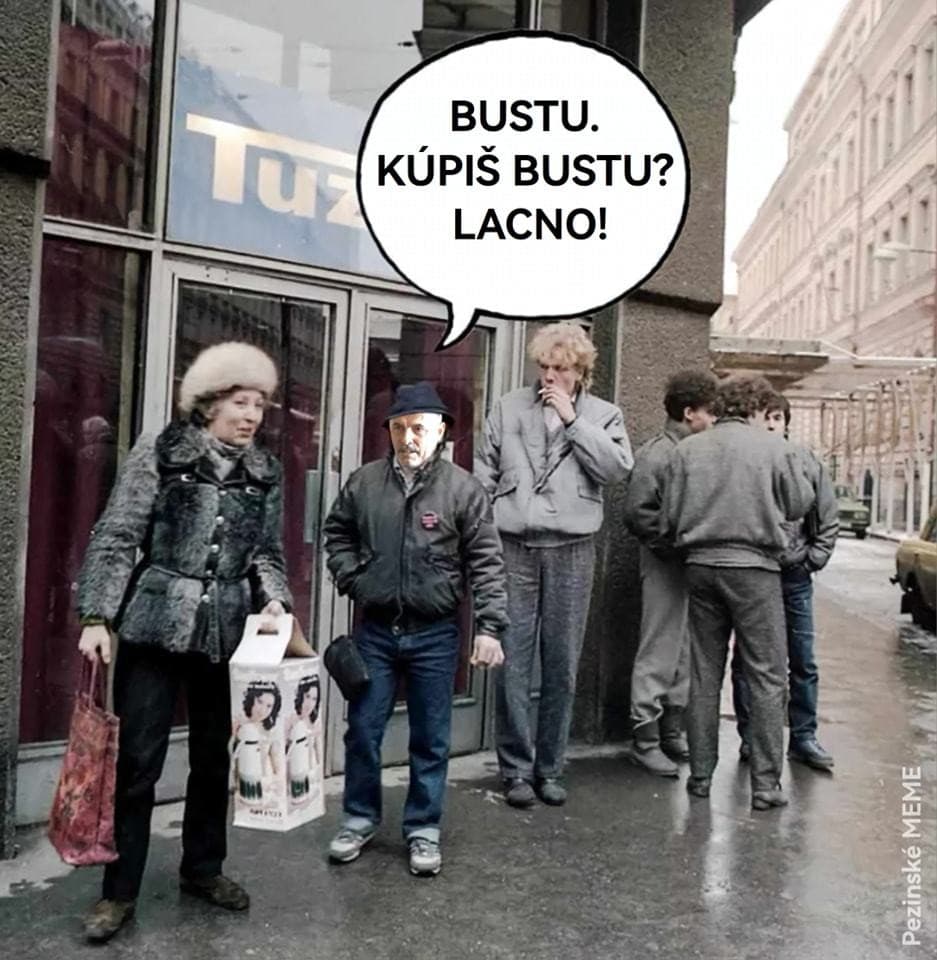 Satirická scéna sa opäť