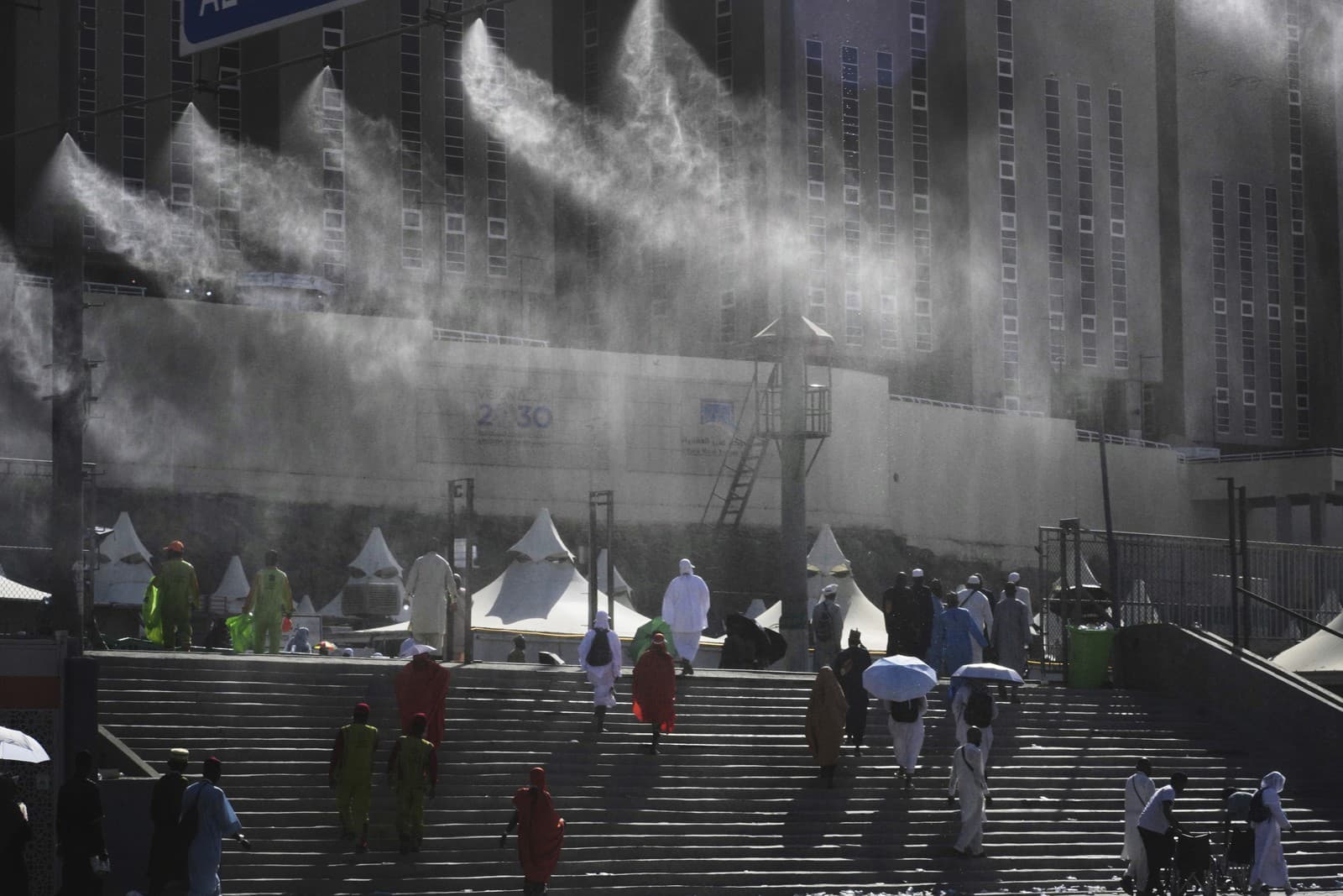 Moslimskí pútnici počas púte hadždž