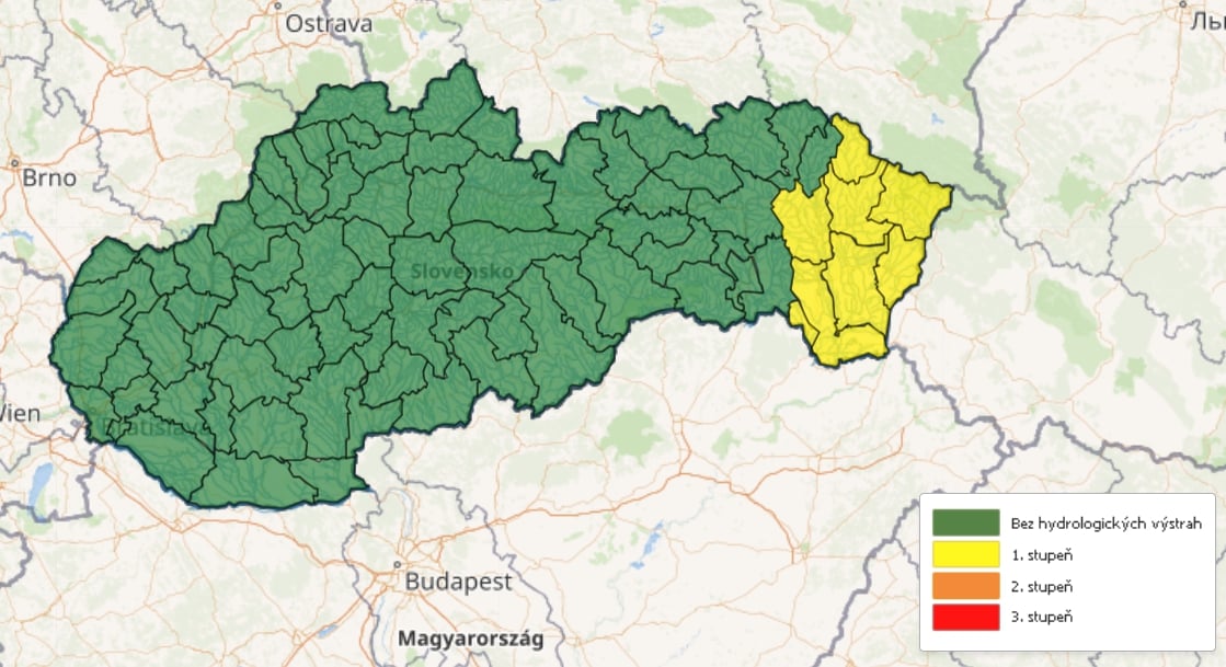 Východ Slovenska zasiahli búrky!
