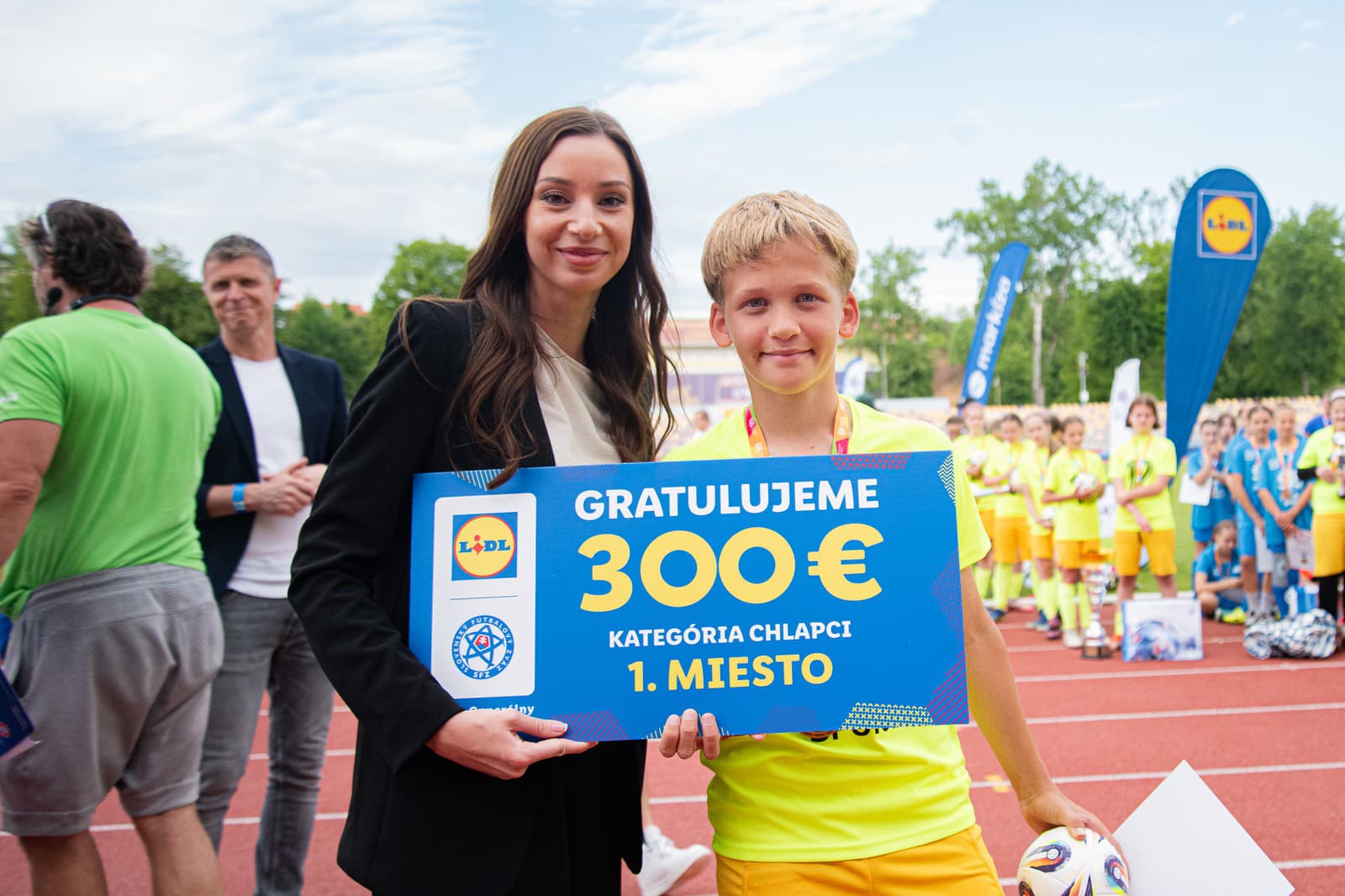 Školský pohár plný fantastických