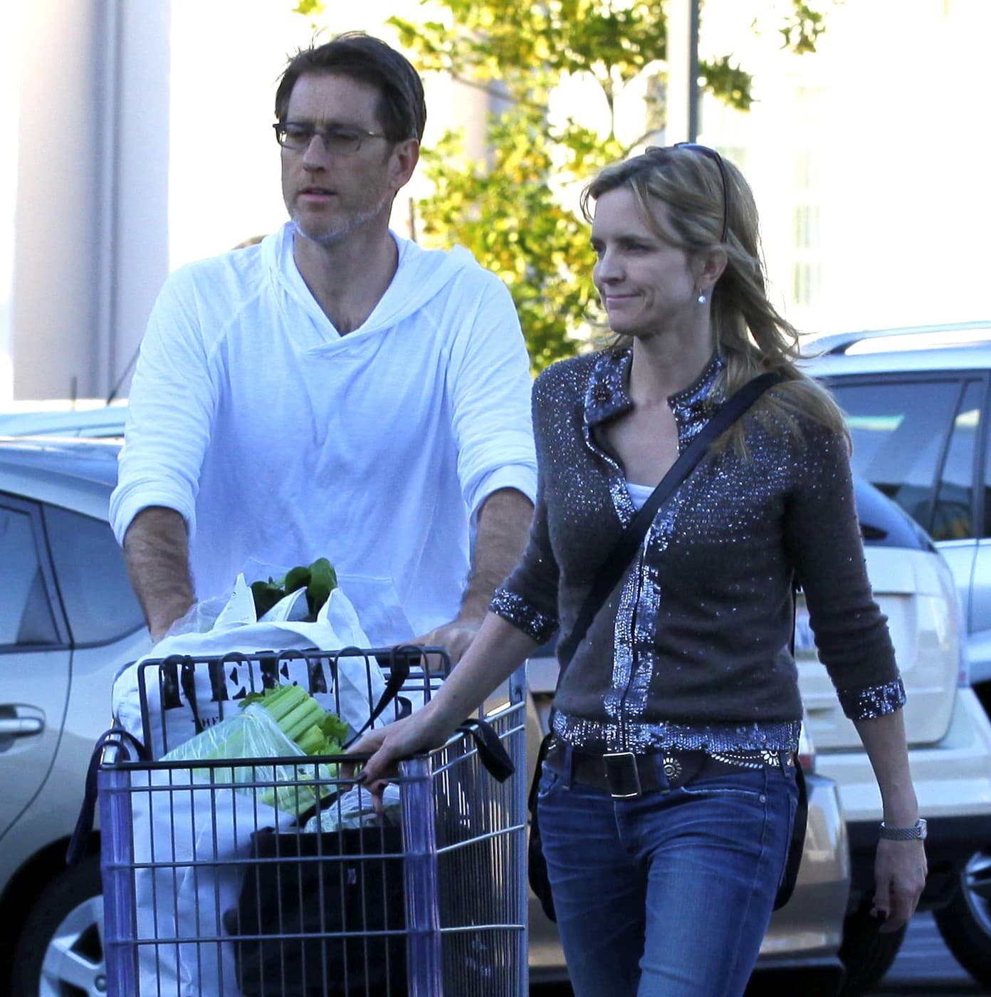 Courtney Thorne-Smith s manželom Rogerom Fishmanom