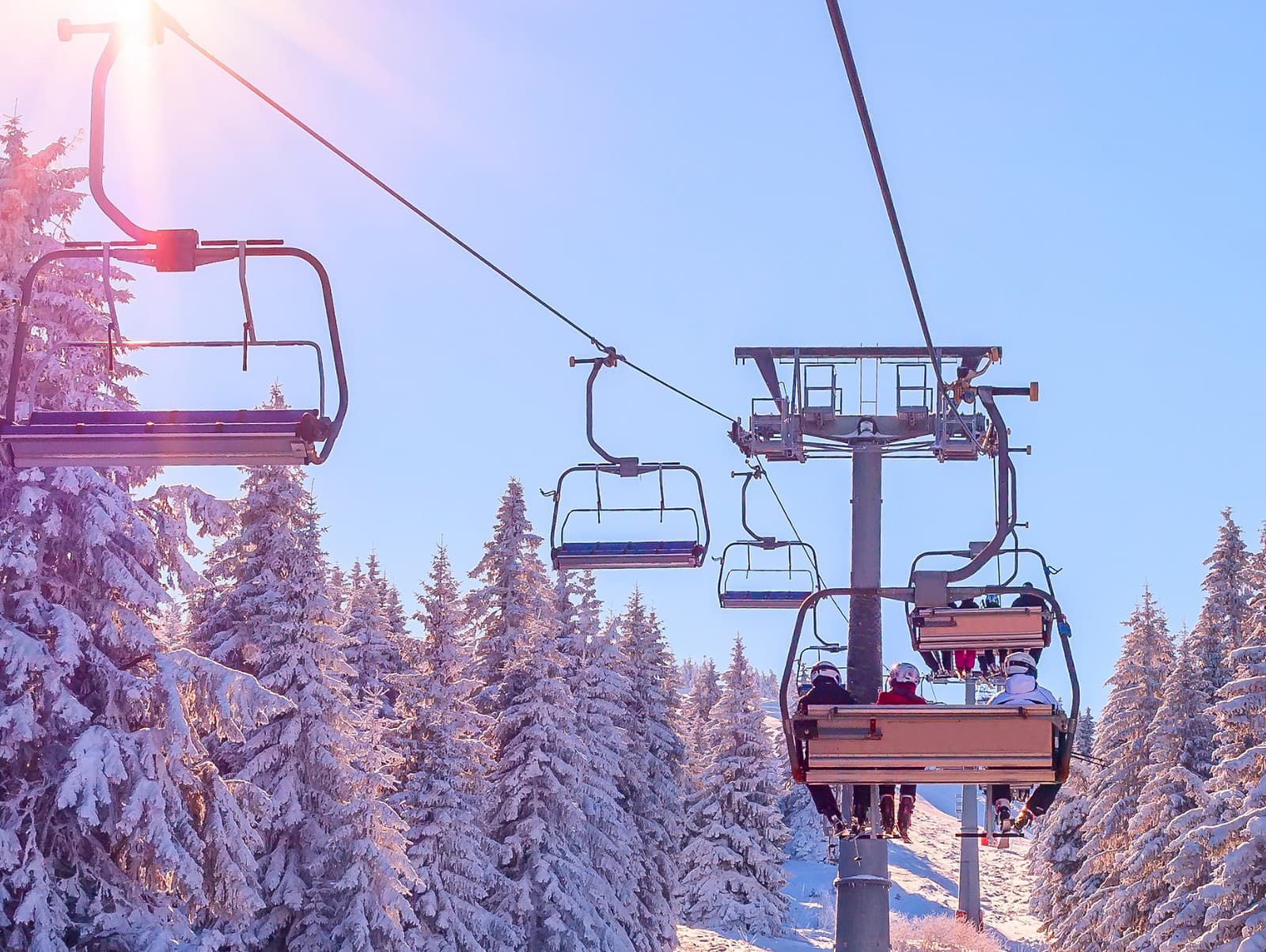 Chcela vystrašiť sestru, no