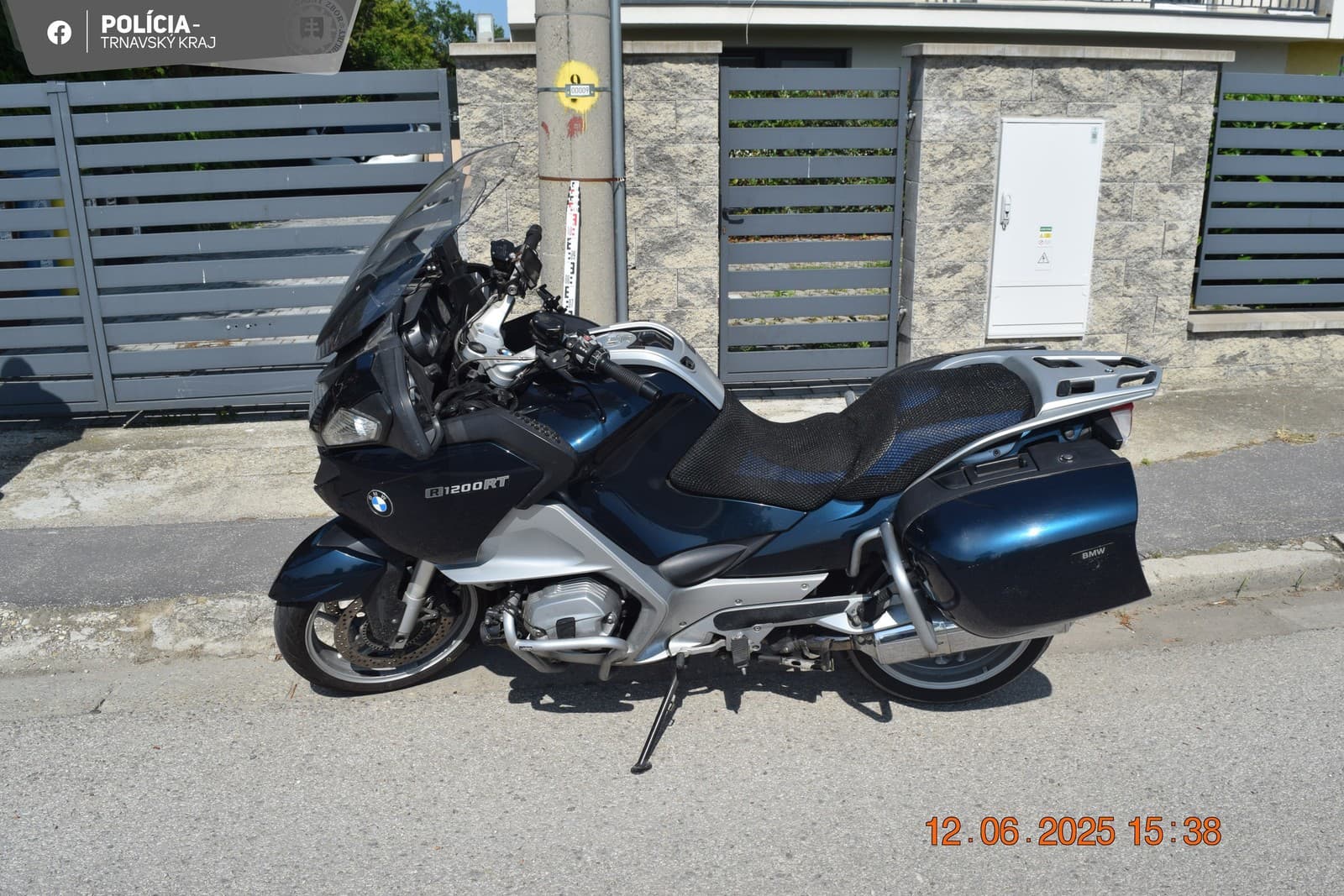 Polícia hľadá svedkov dopravnej